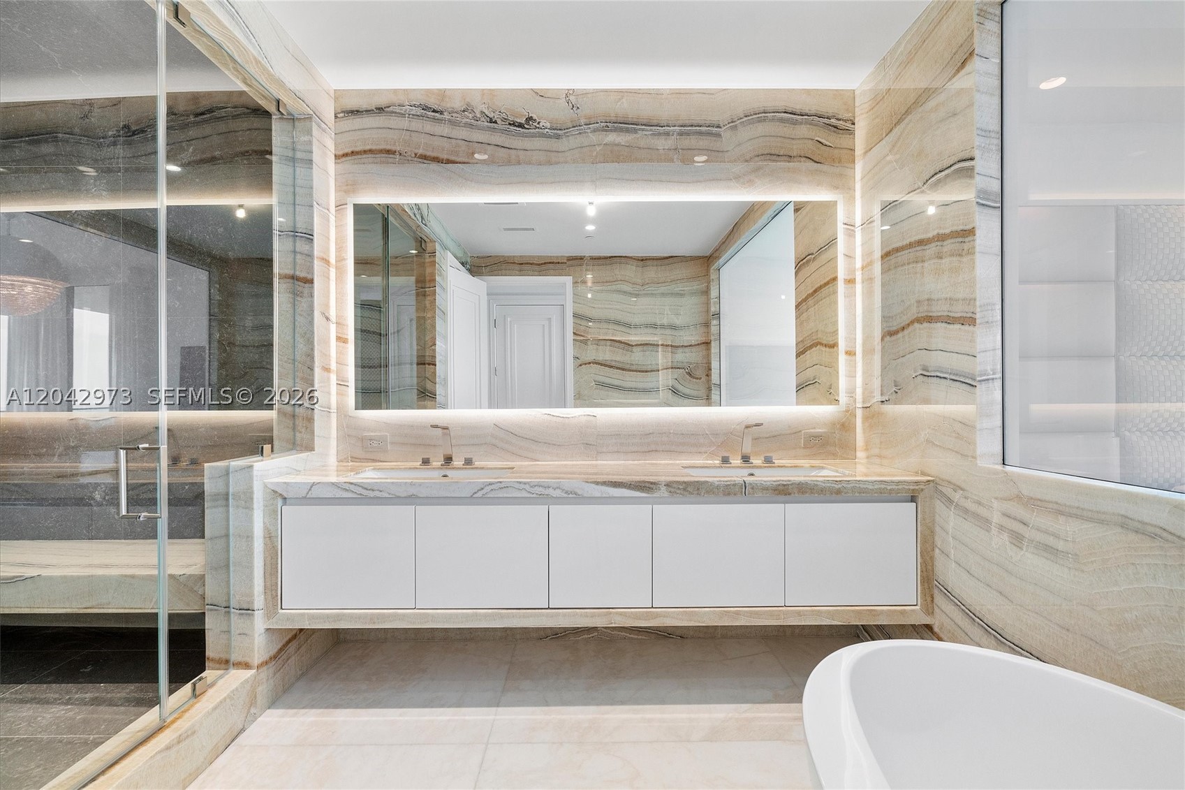 17901 Collins Ave #902 Sunny Isles Beach, FL 33160