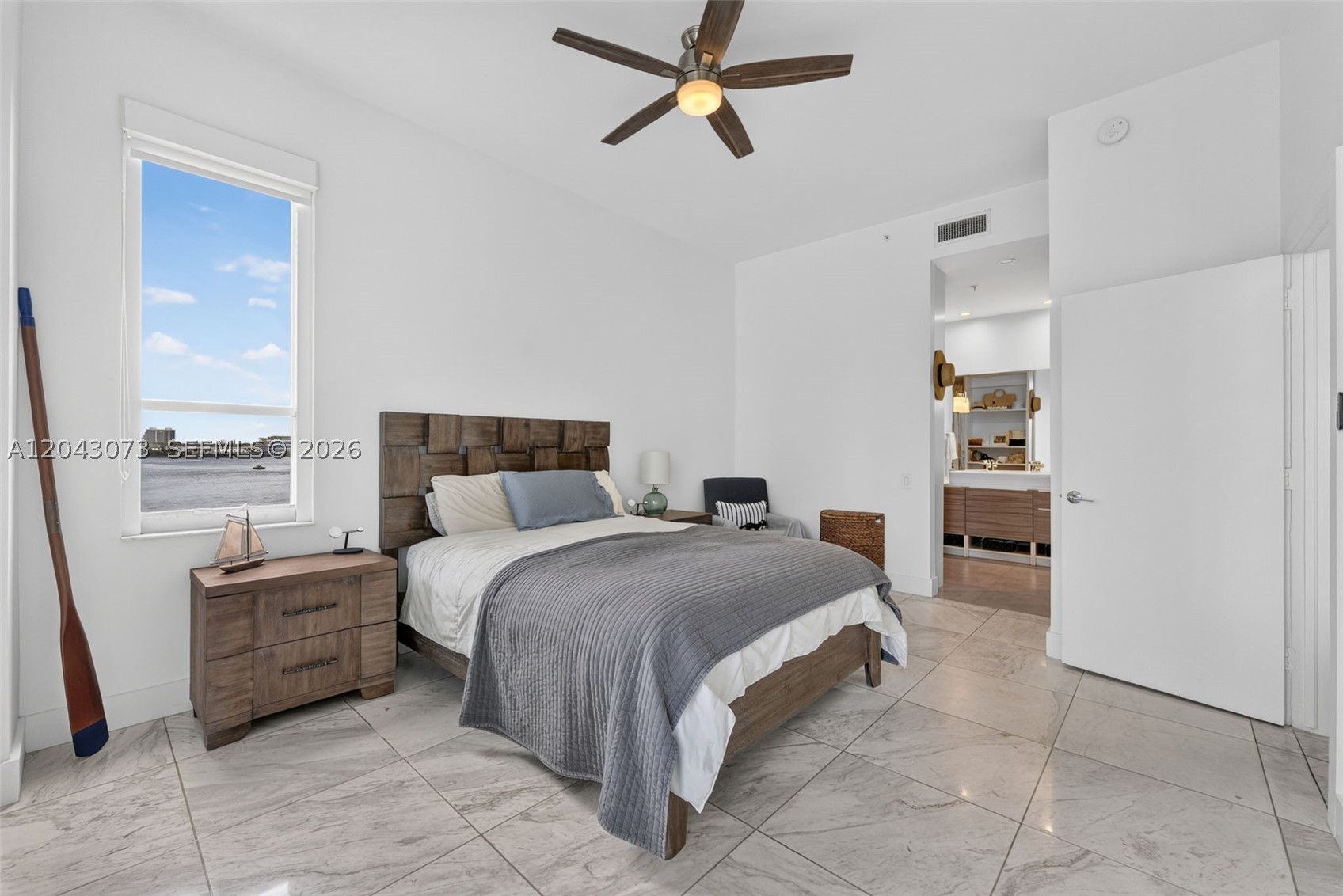 888 Brickell Key Dr #404 Miami, FL 33131