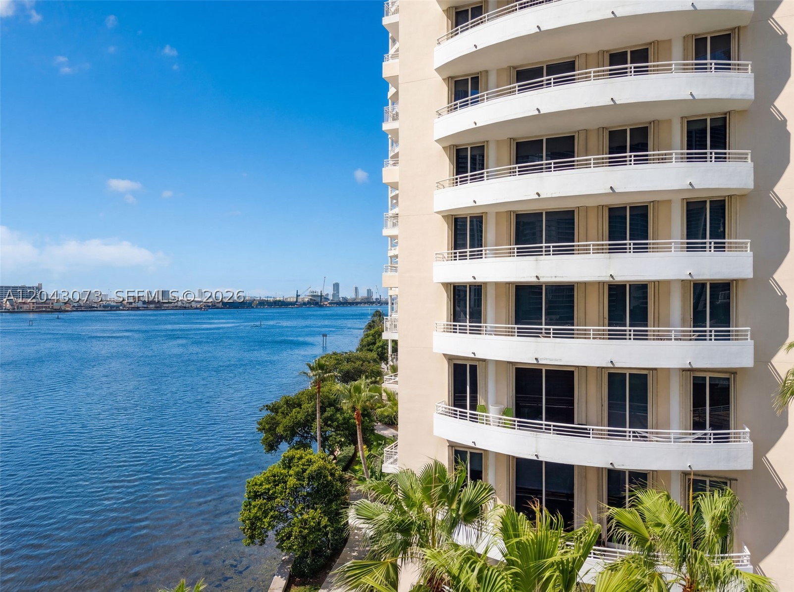 888 Brickell Key Dr #404 Miami, FL 33131