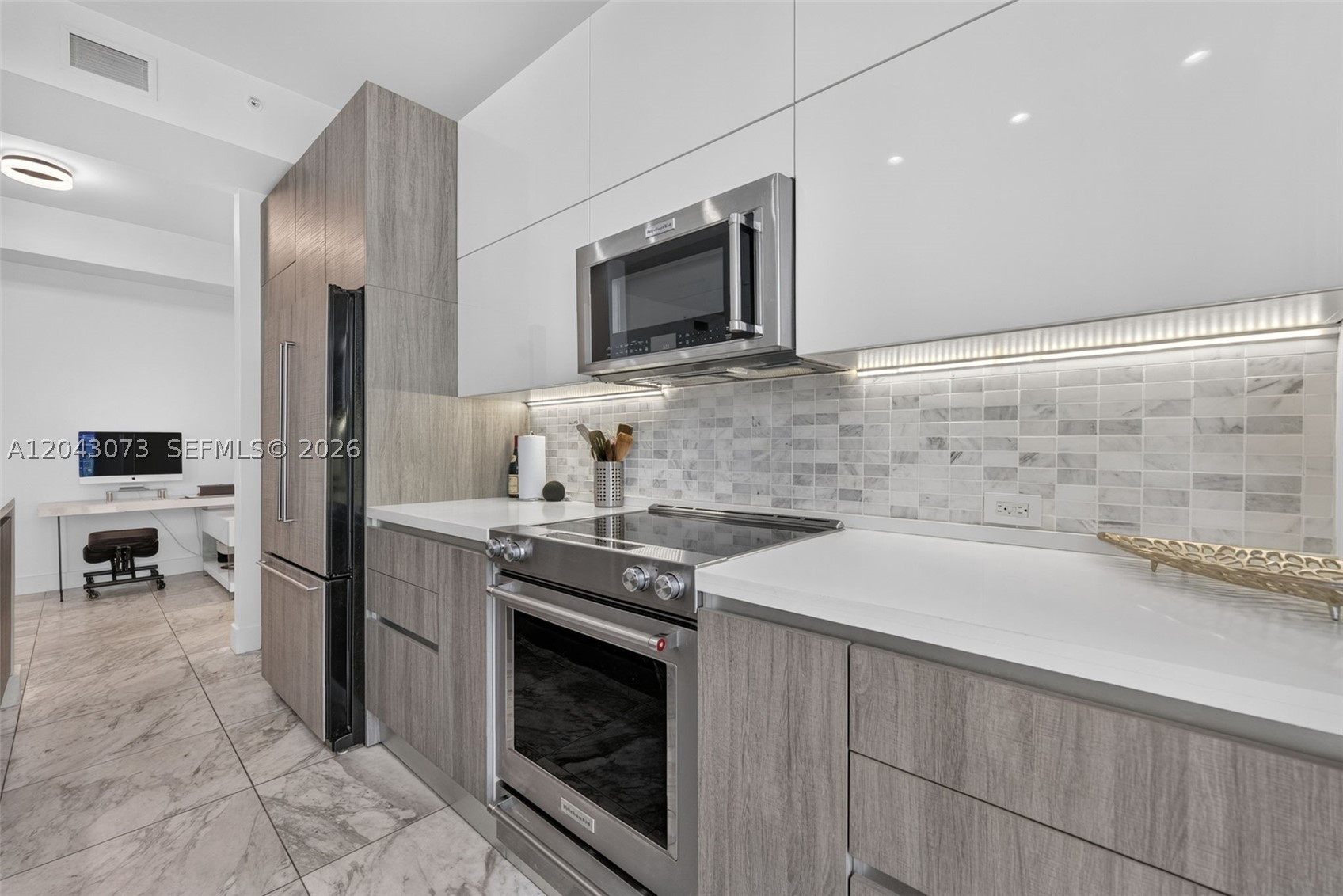 888 Brickell Key Dr #404 Miami, FL 33131