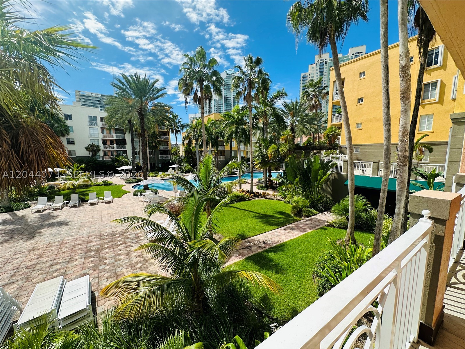 140 Meridian Ave #314 Miami Beach, FL 33139