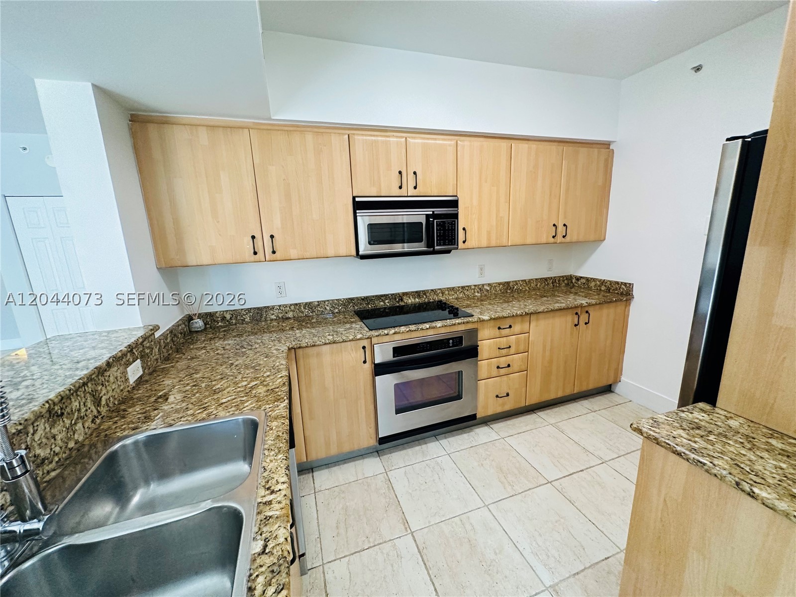 140 Meridian Ave #314 Miami Beach, FL 33139