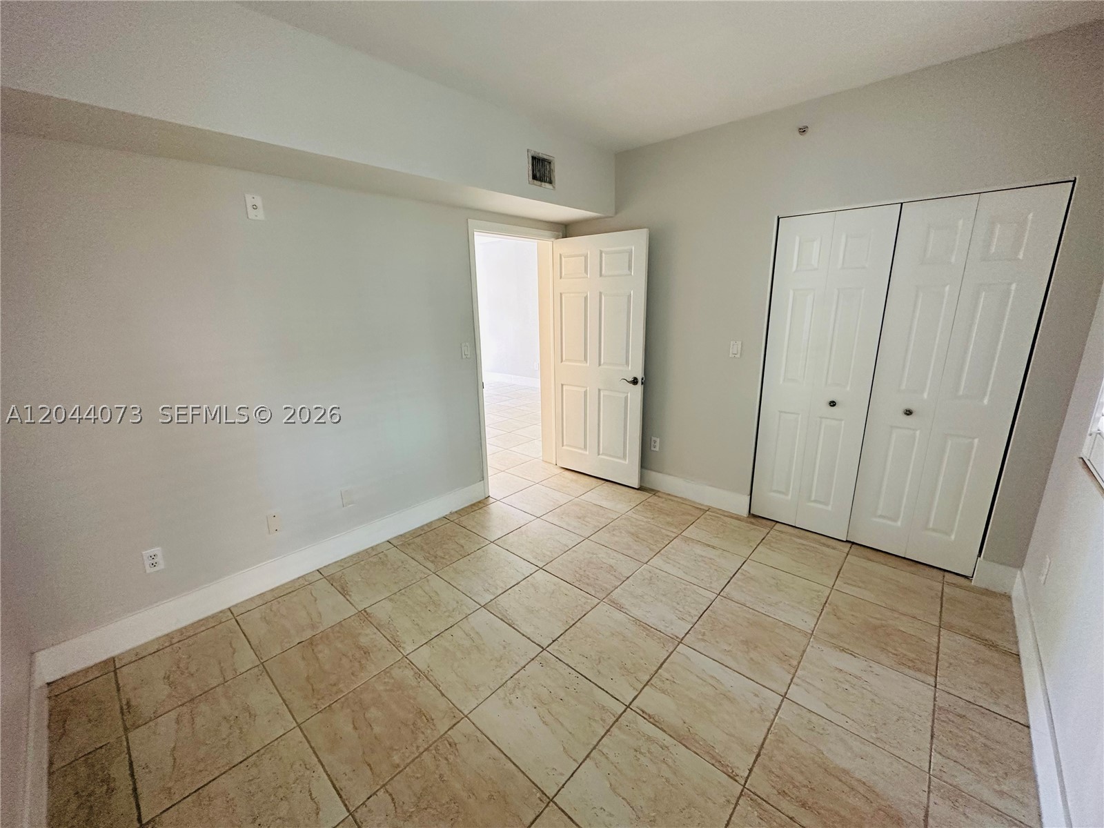 140 Meridian Ave #314 Miami Beach, FL 33139