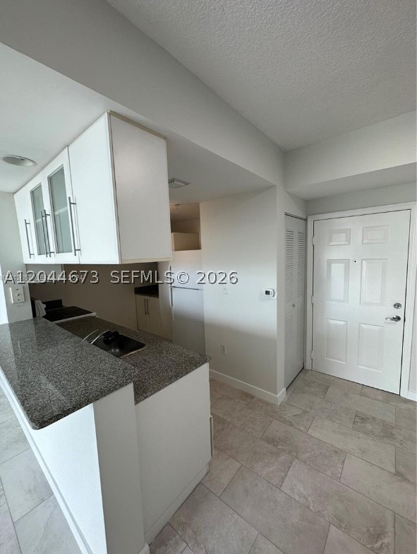 image 1800 Biscayne Plaza3
