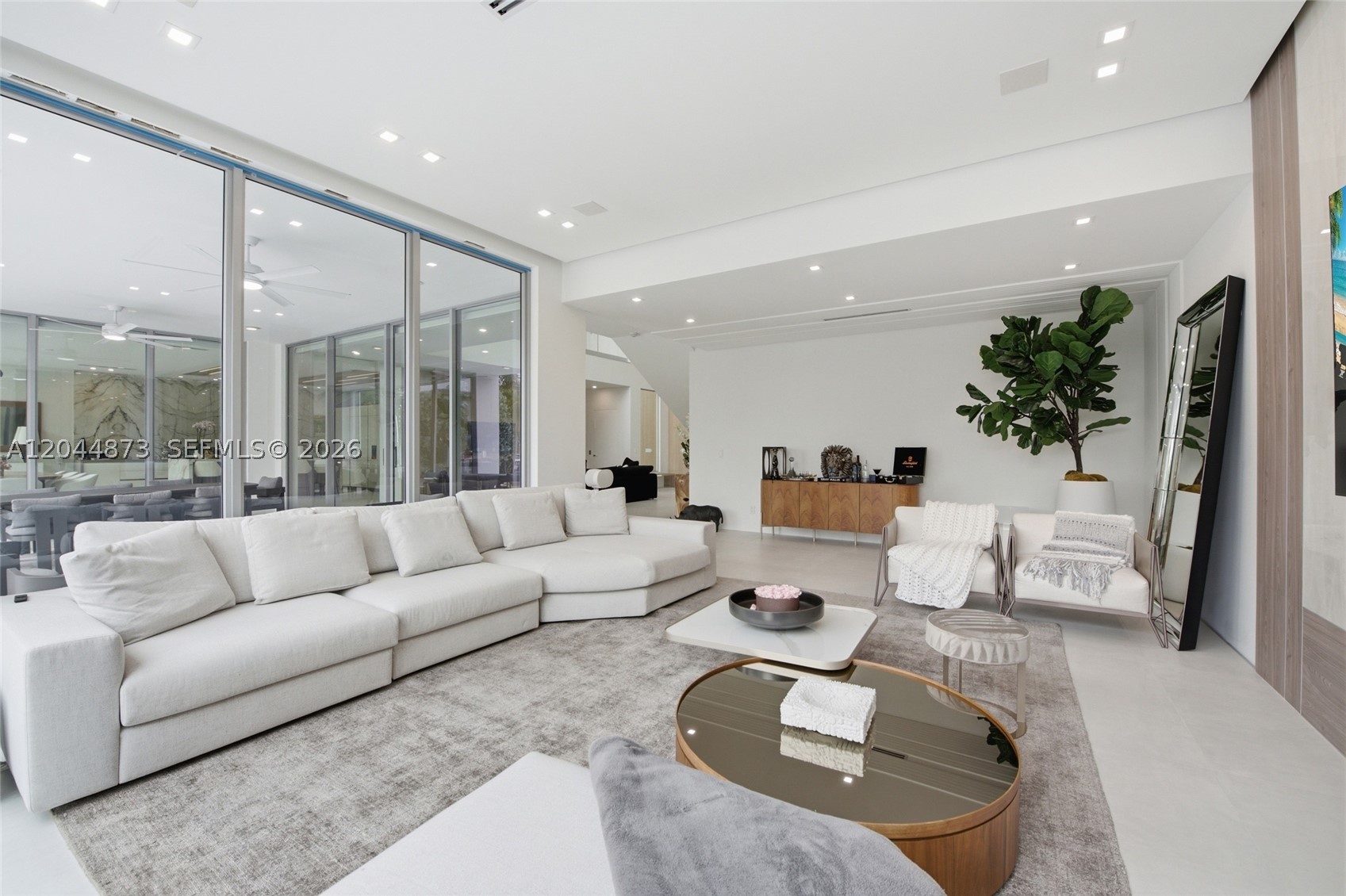 91 Fiesta Way Fort Lauderdale, FL 33301