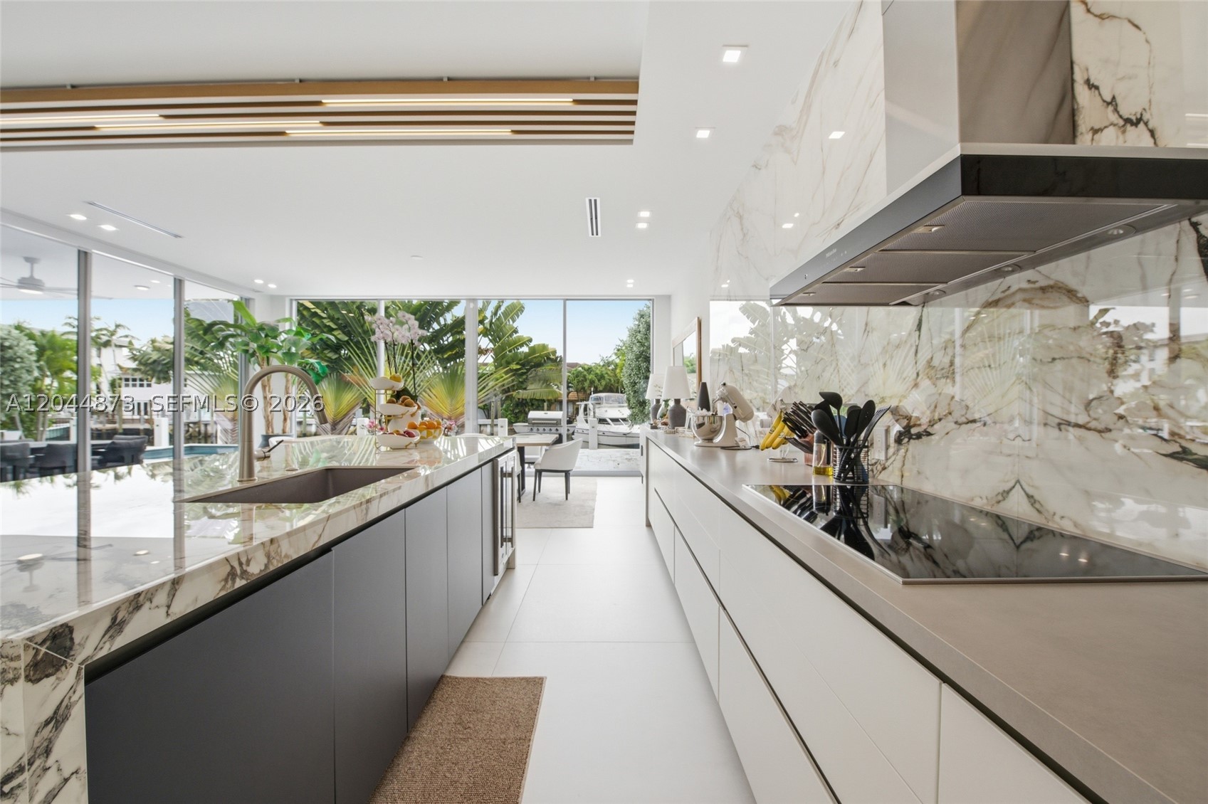 91 Fiesta Way Fort Lauderdale, FL 33301