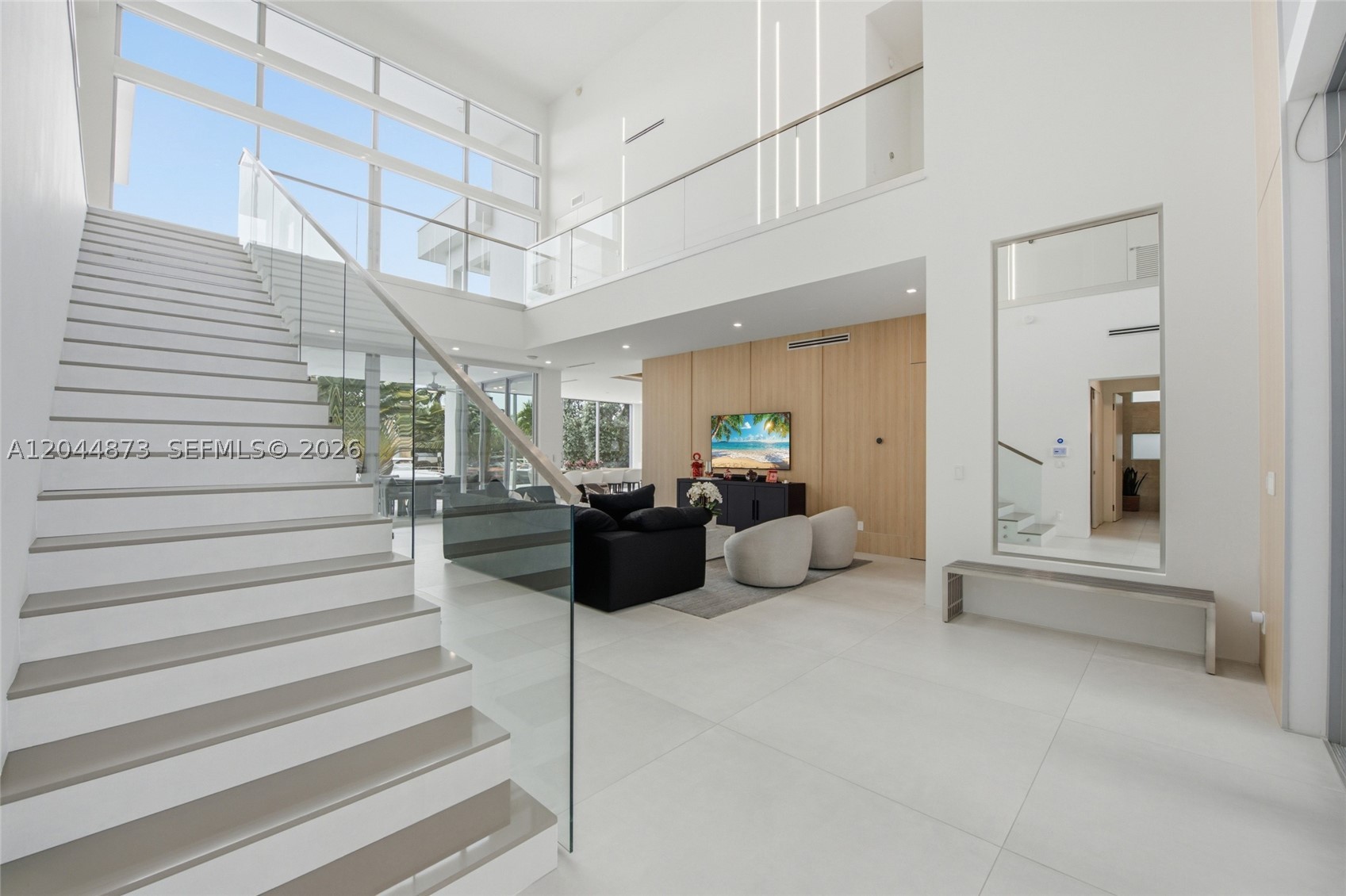91 Fiesta Way Fort Lauderdale, FL 33301