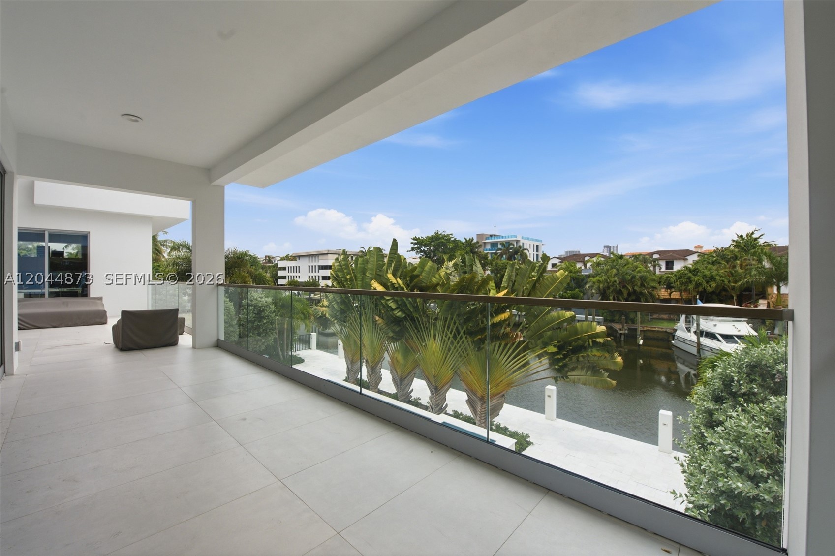91 Fiesta Way Fort Lauderdale, FL 33301