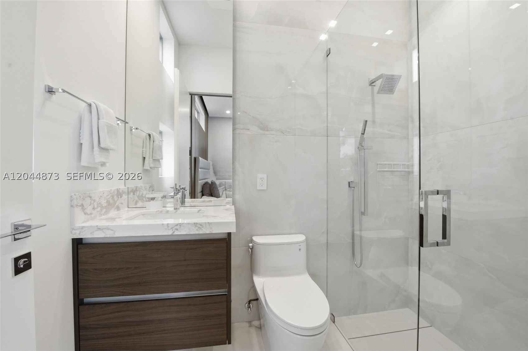 91 Fiesta Way Fort Lauderdale, FL 33301