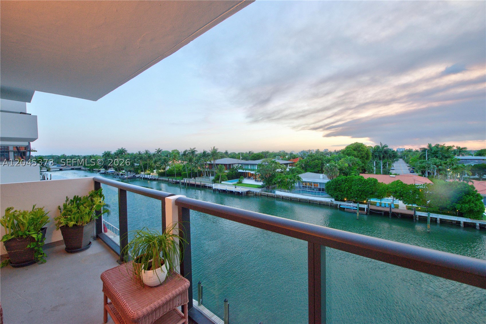 9800 W Bay Hbr Dr #503 Bay Harbor Islands, FL 33154