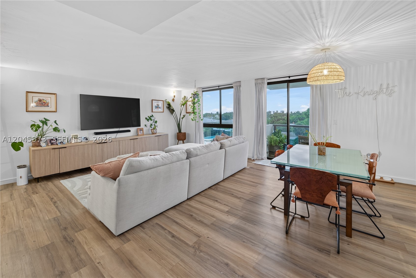 9800 W Bay Hbr Dr #503 Bay Harbor Islands, FL 33154