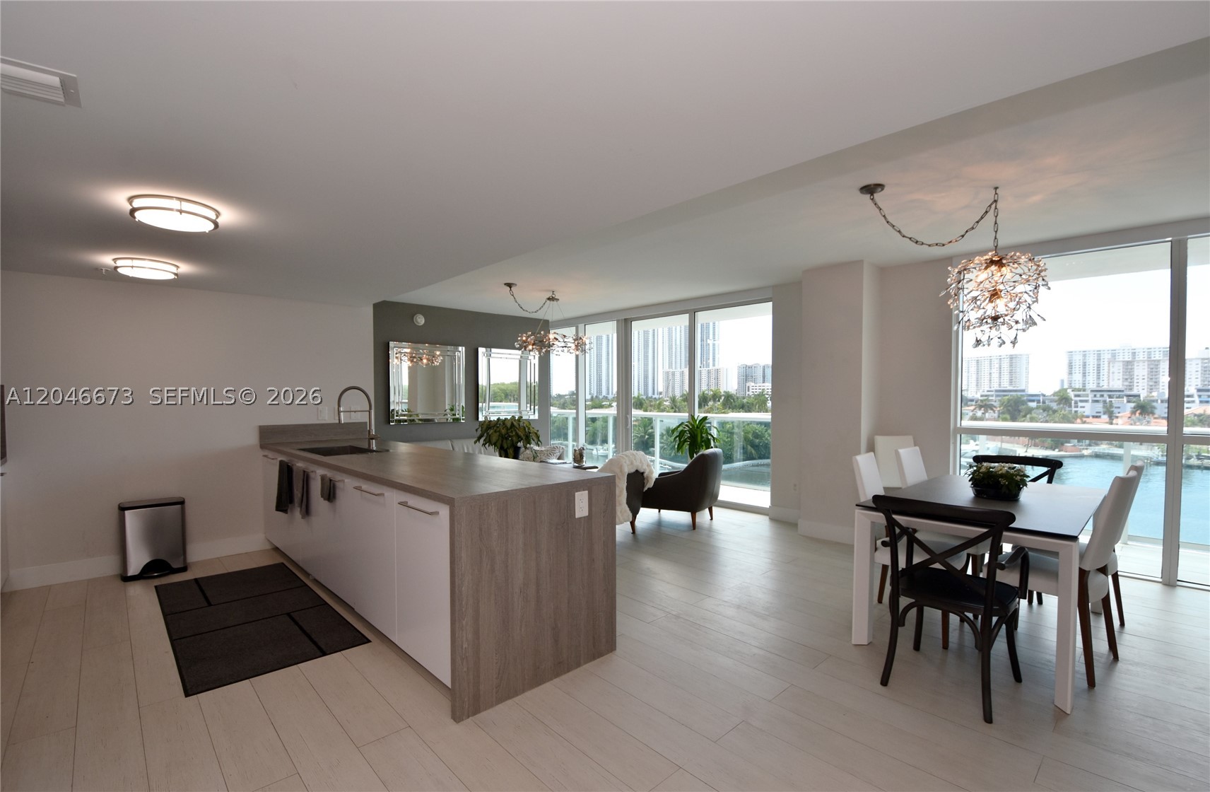 image 400 Sunny Isles16