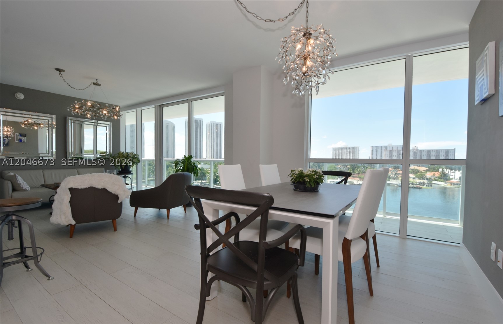 image 400 Sunny Isles4