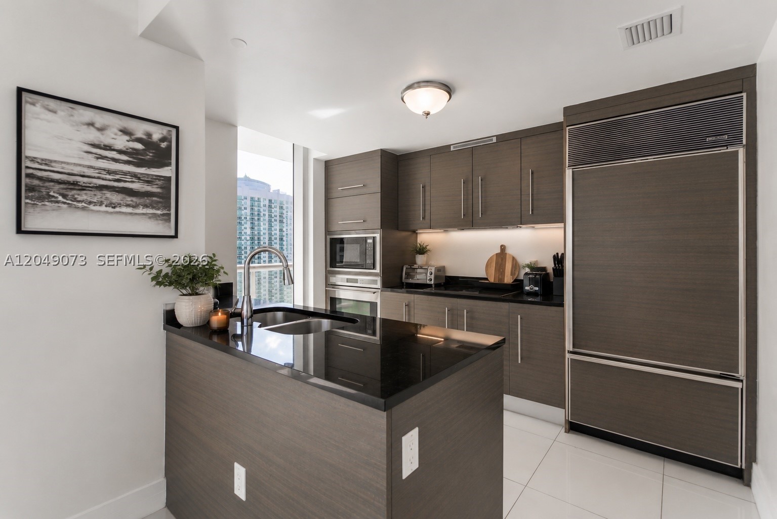 image Icon Brickell III (W Miami)3