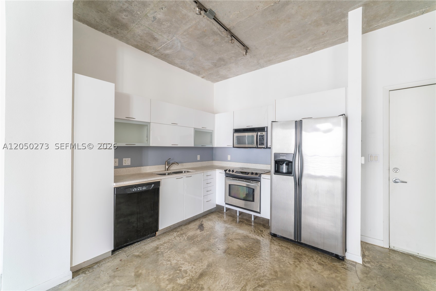 image Loft Downtown I0