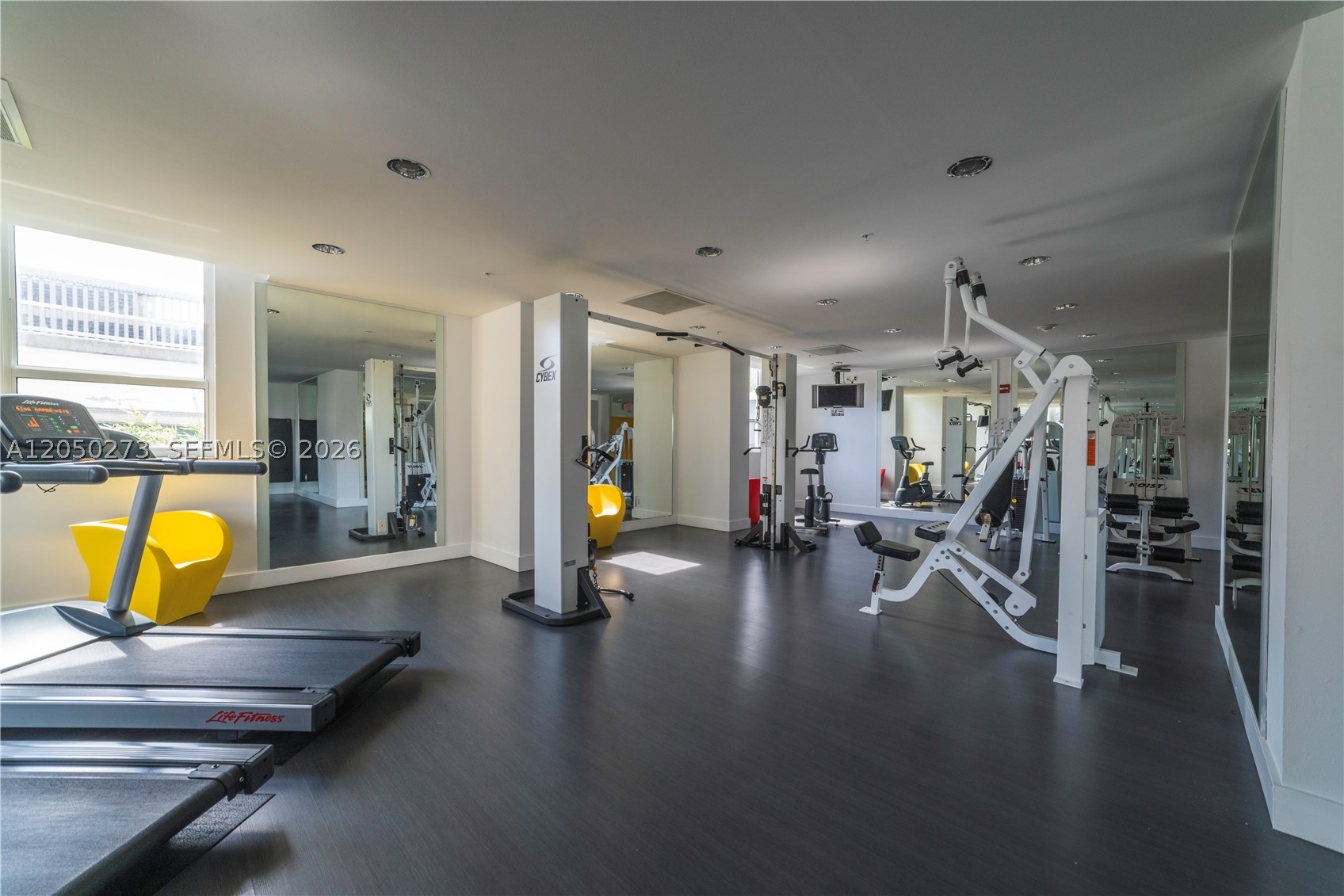image Loft Downtown I8