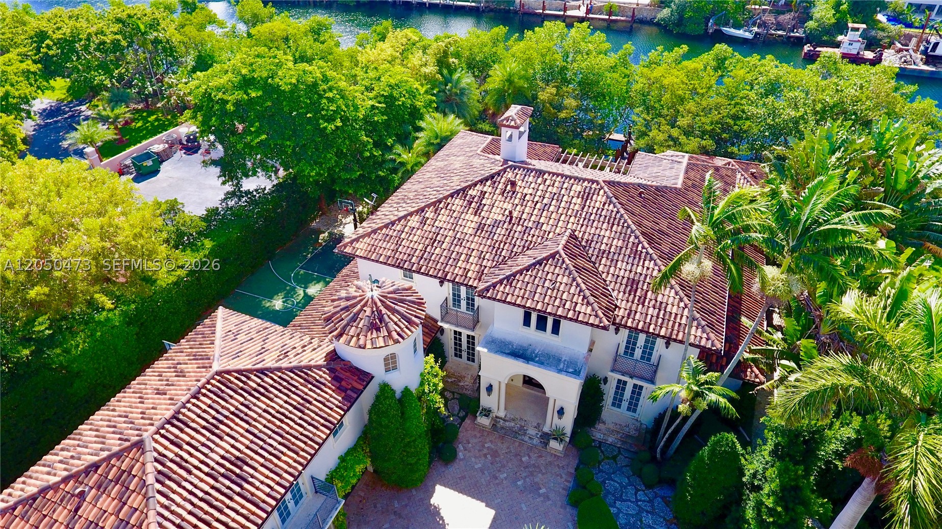 277 Marinero Ct Coral Gables, FL 33143