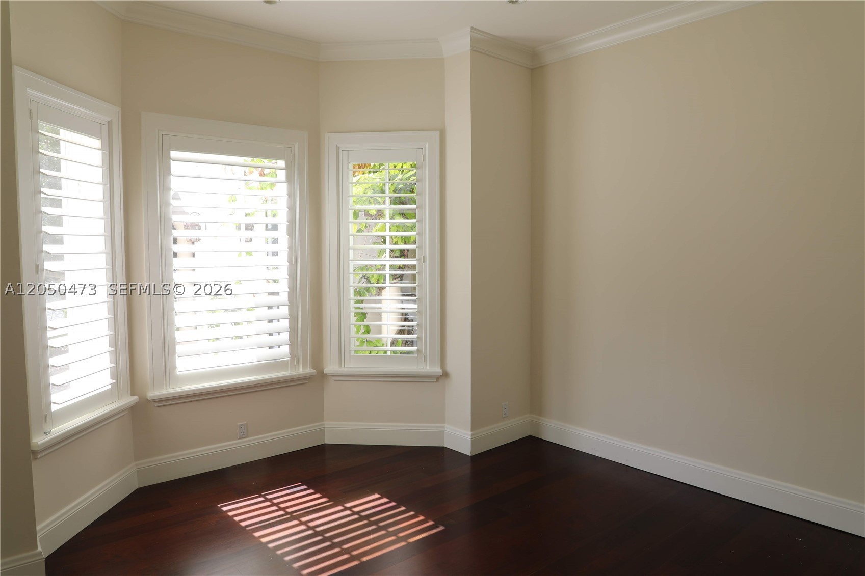 277 Marinero Ct Coral Gables, FL 33143