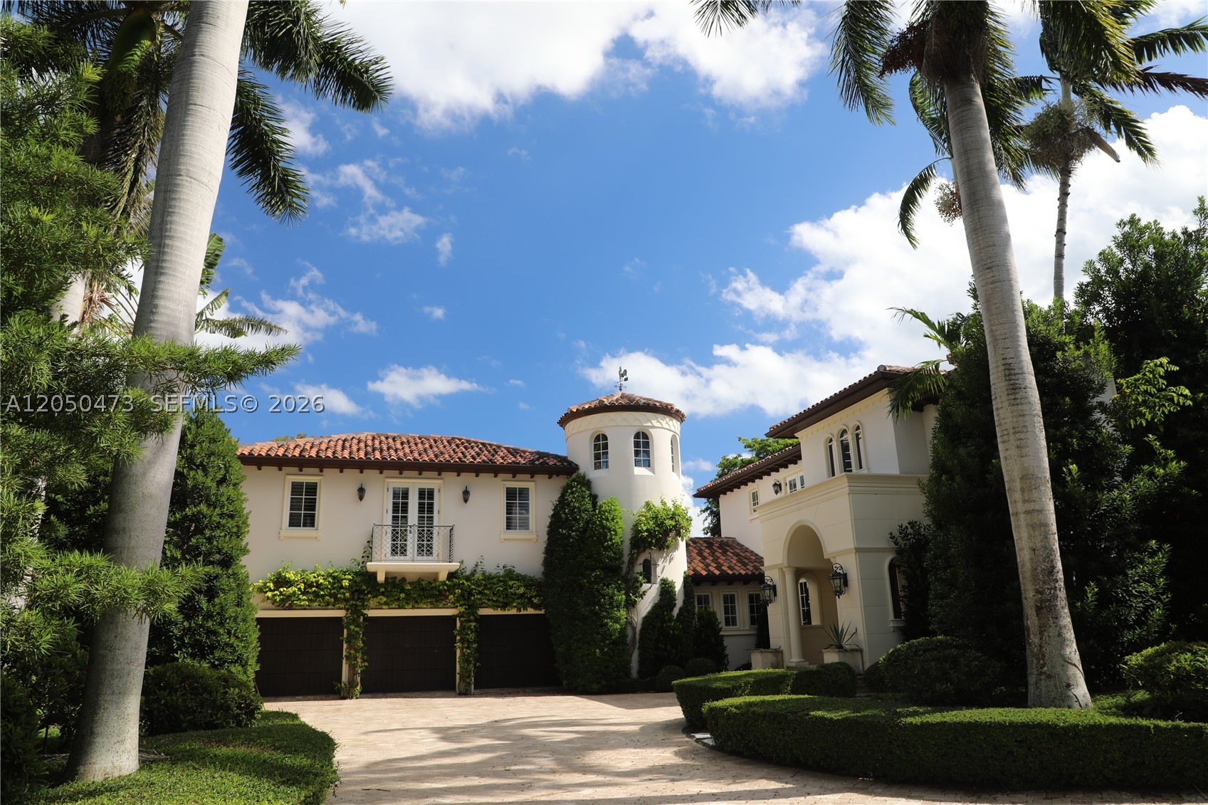 277 Marinero Ct Coral Gables, FL 33143