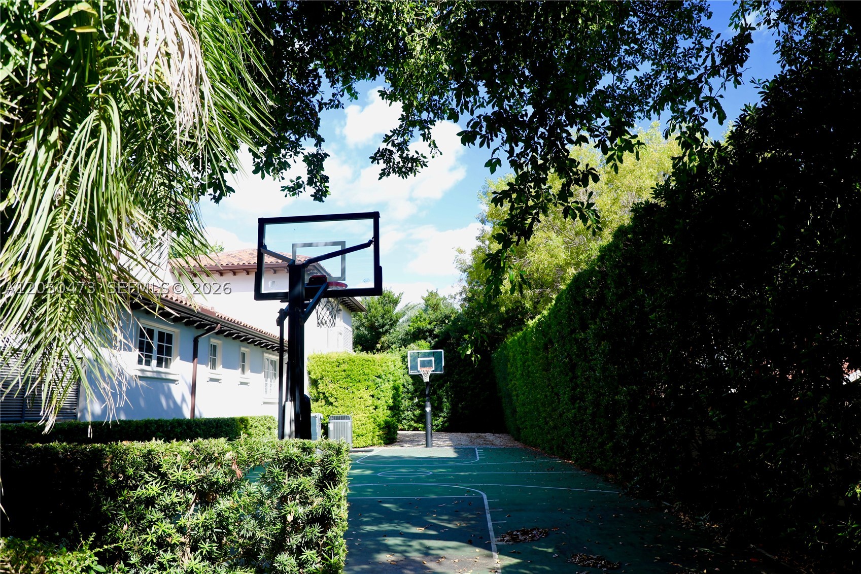 277 Marinero Ct Coral Gables, FL 33143