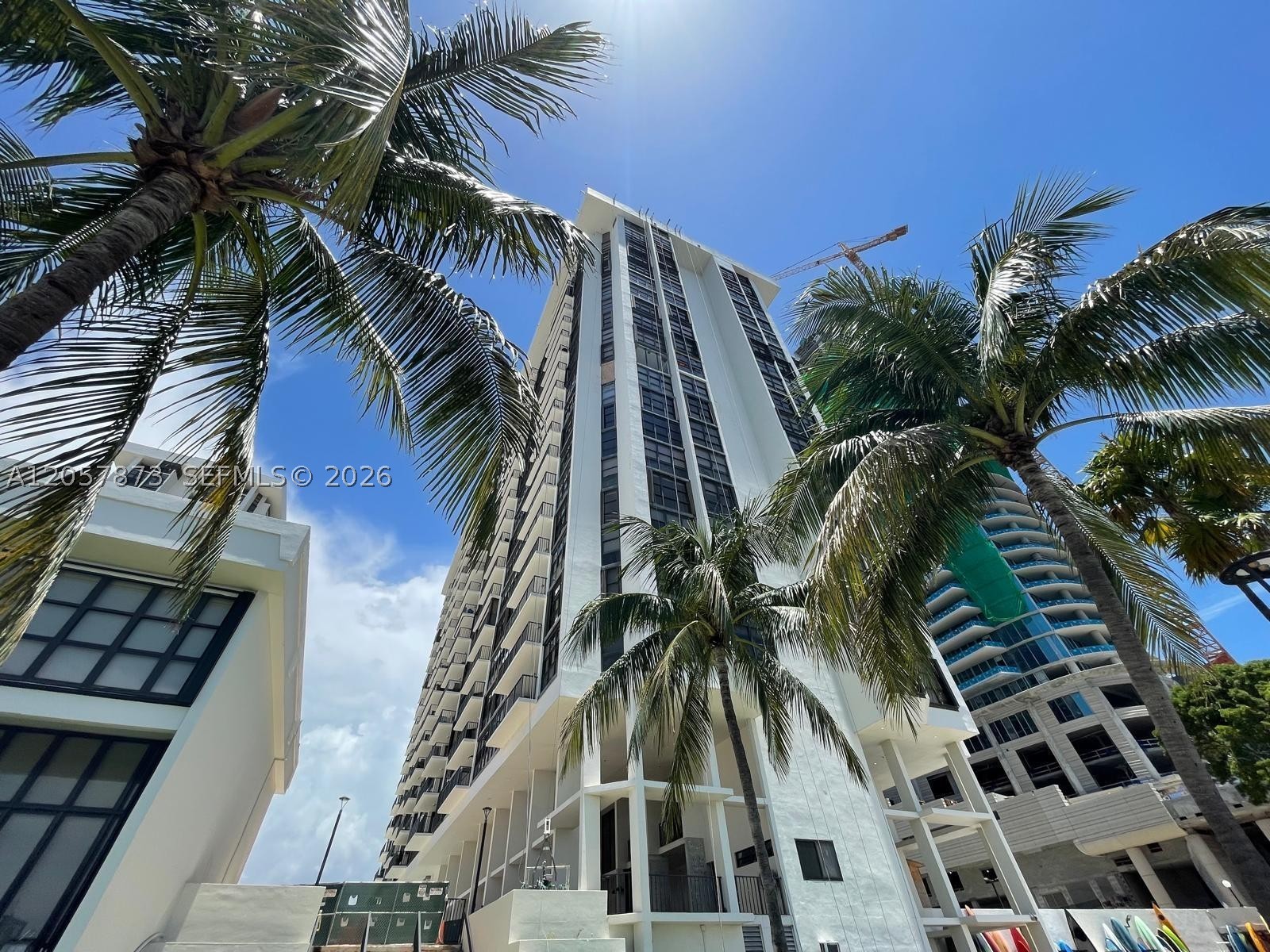 image Brickell Place I23