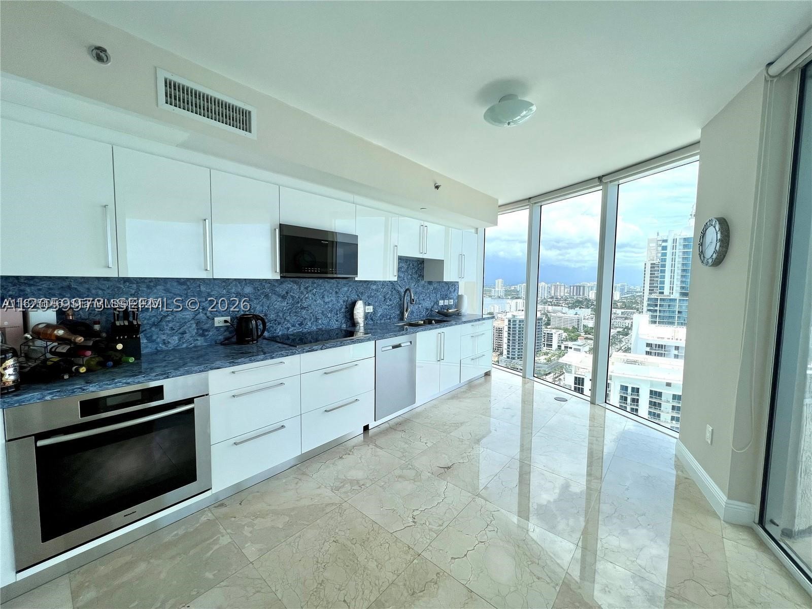 image Ocean Four5