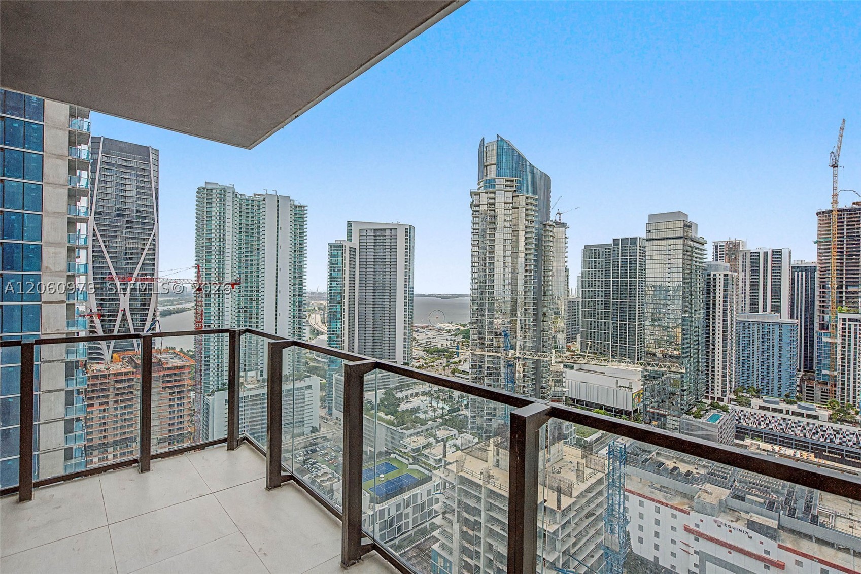 image E11EVEN Hotel & Residences10