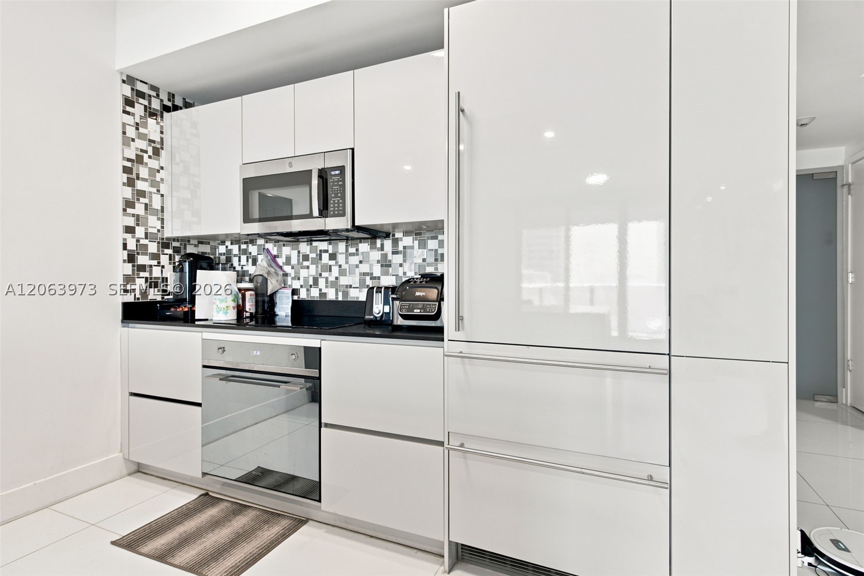 image 1010 Brickell10