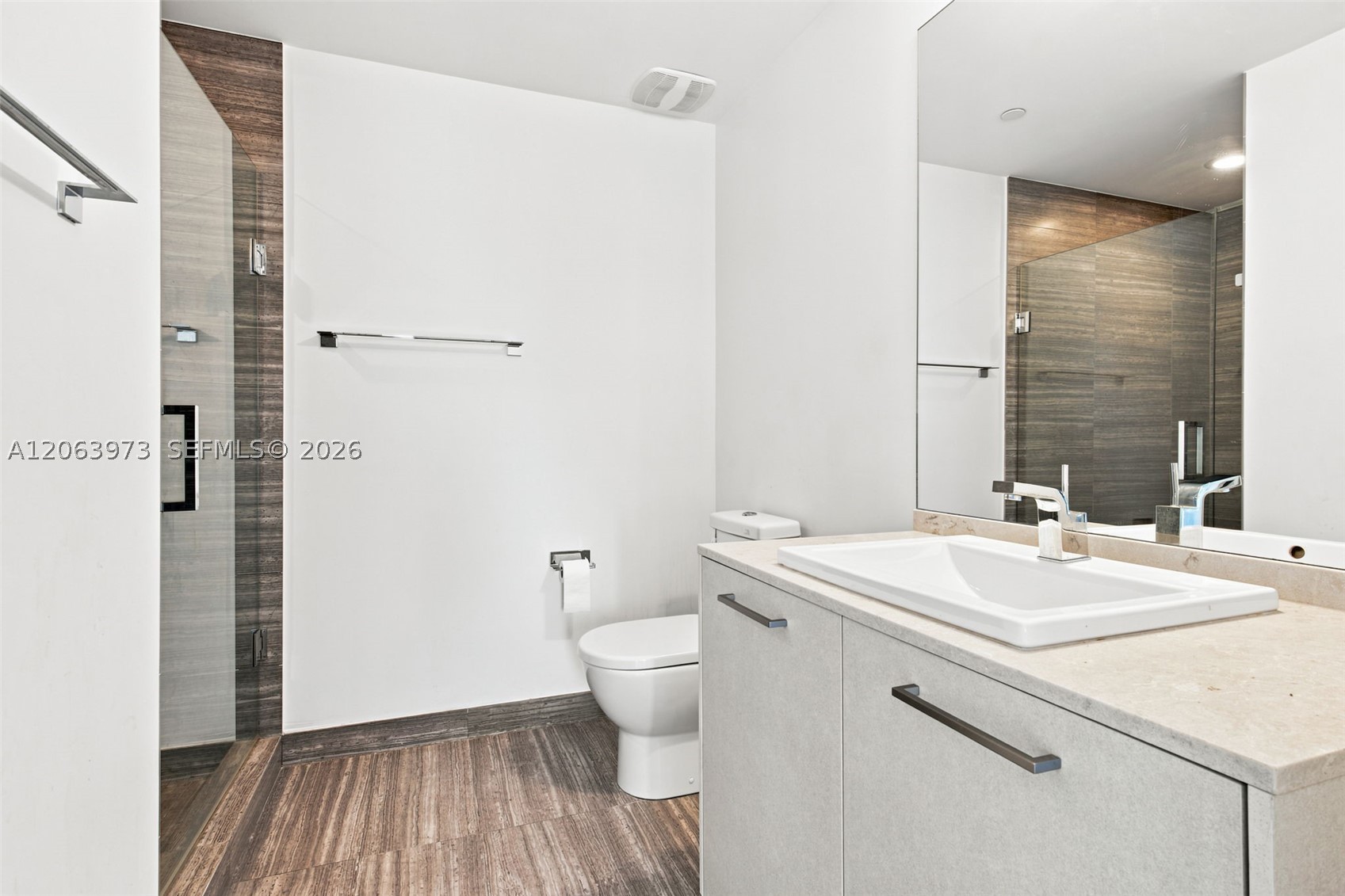 image 1010 Brickell14