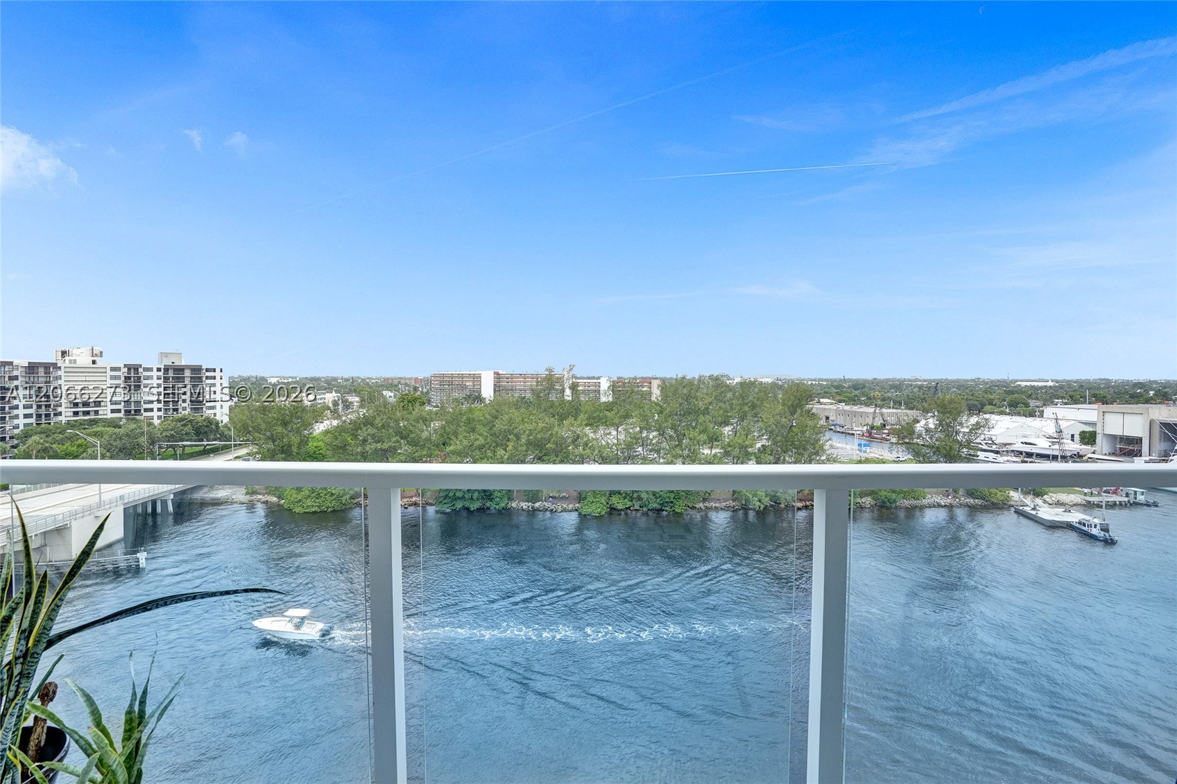 1401 N Riverside Dr #1005