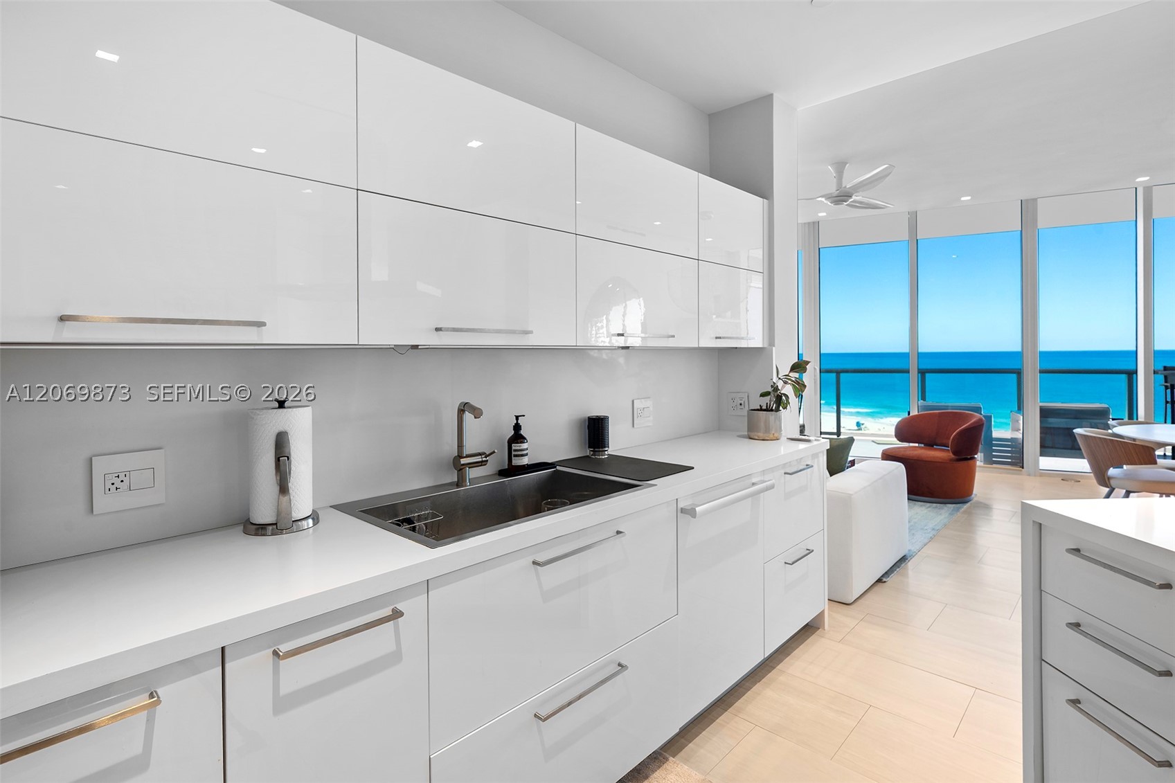 image Continuum South Beach South Tower6