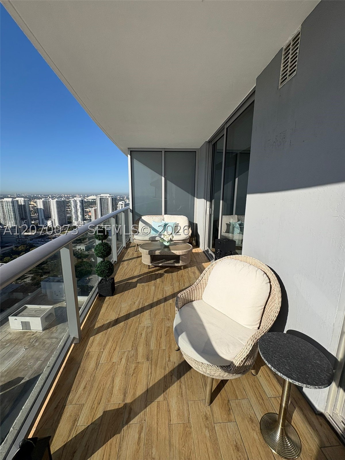 image Aria on the Bay6