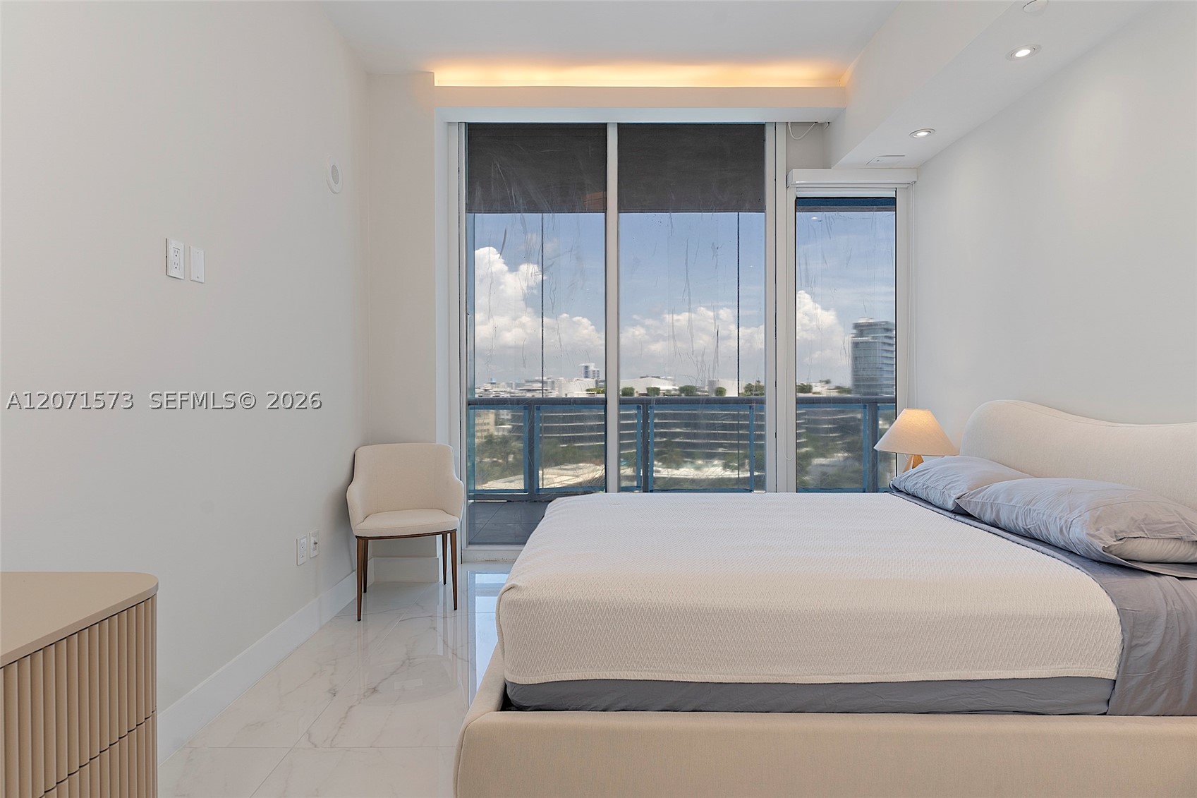 image Continuum South Beach South Tower33