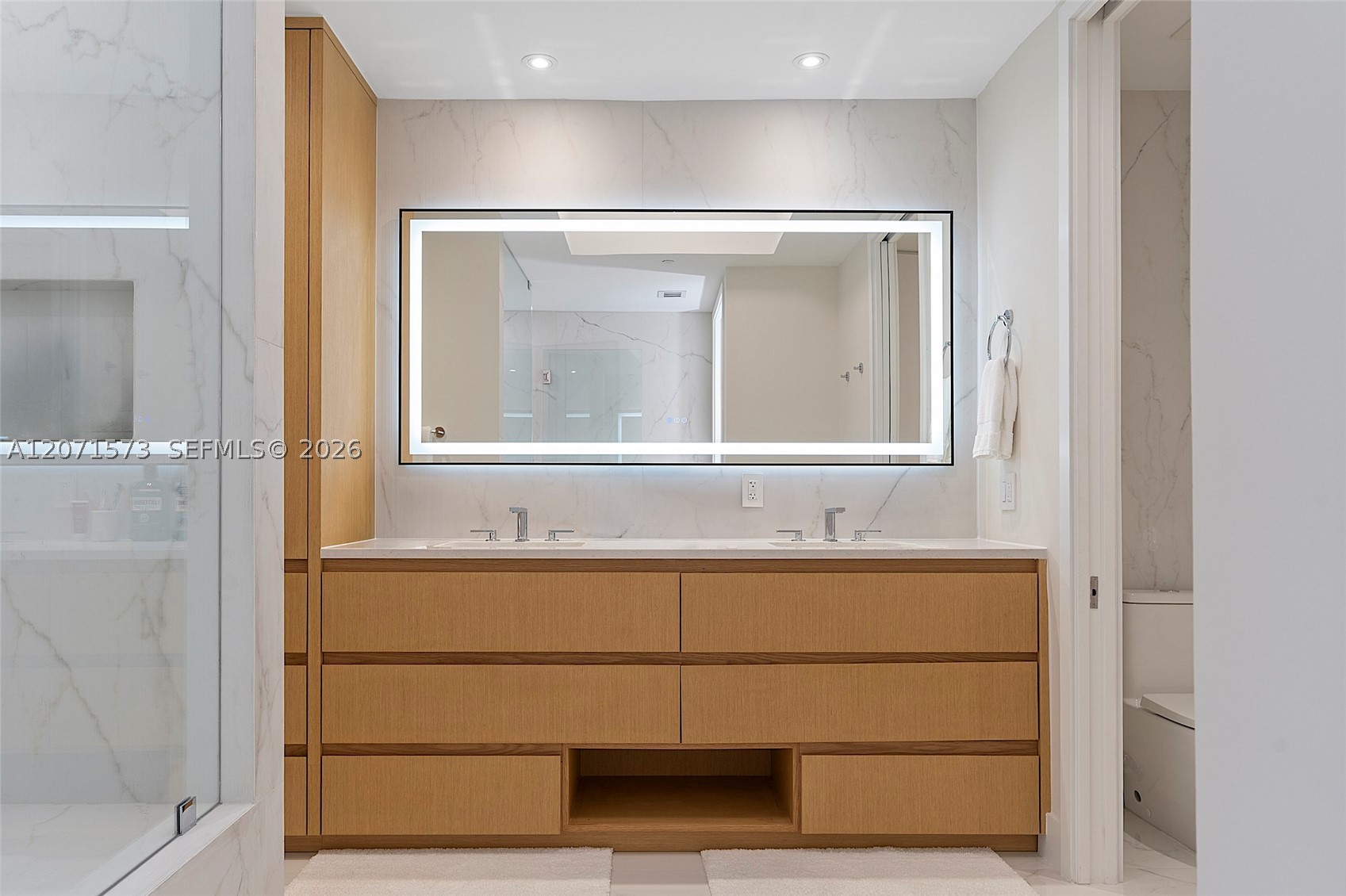 image Continuum South Beach South Tower41