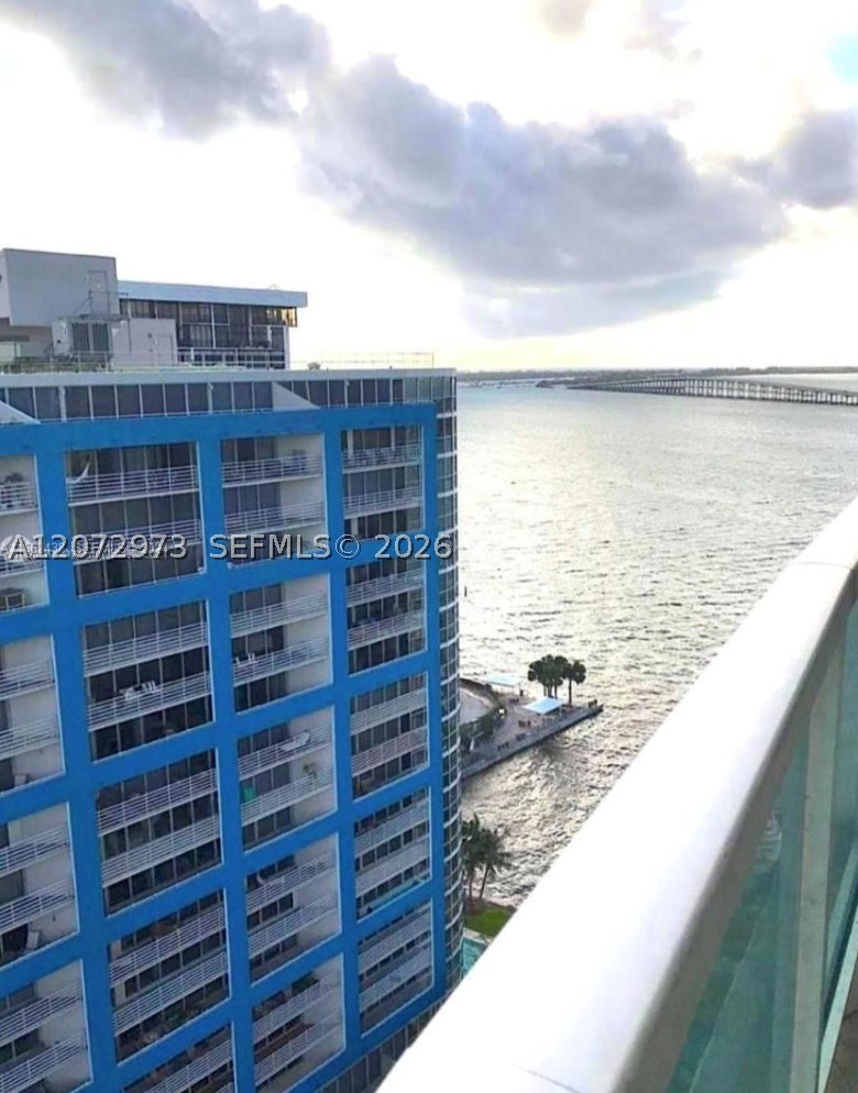 2101 Brickell Ave #1902