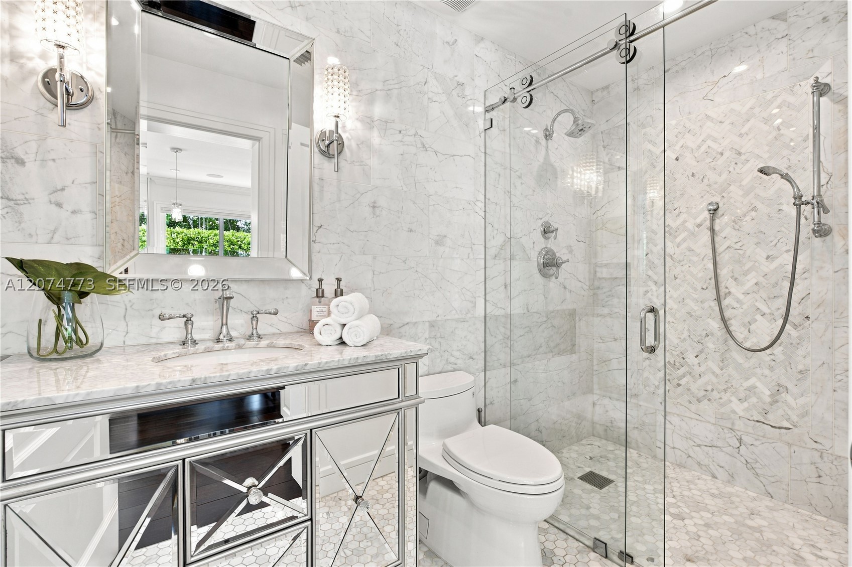 3267 Riviera Dr Coral Gables, FL 33134