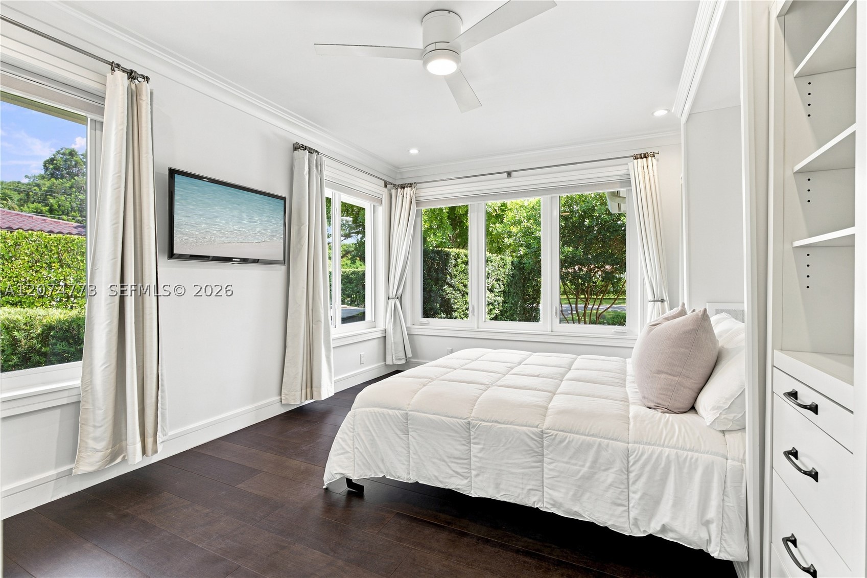 3267 Riviera Dr Coral Gables, FL 33134