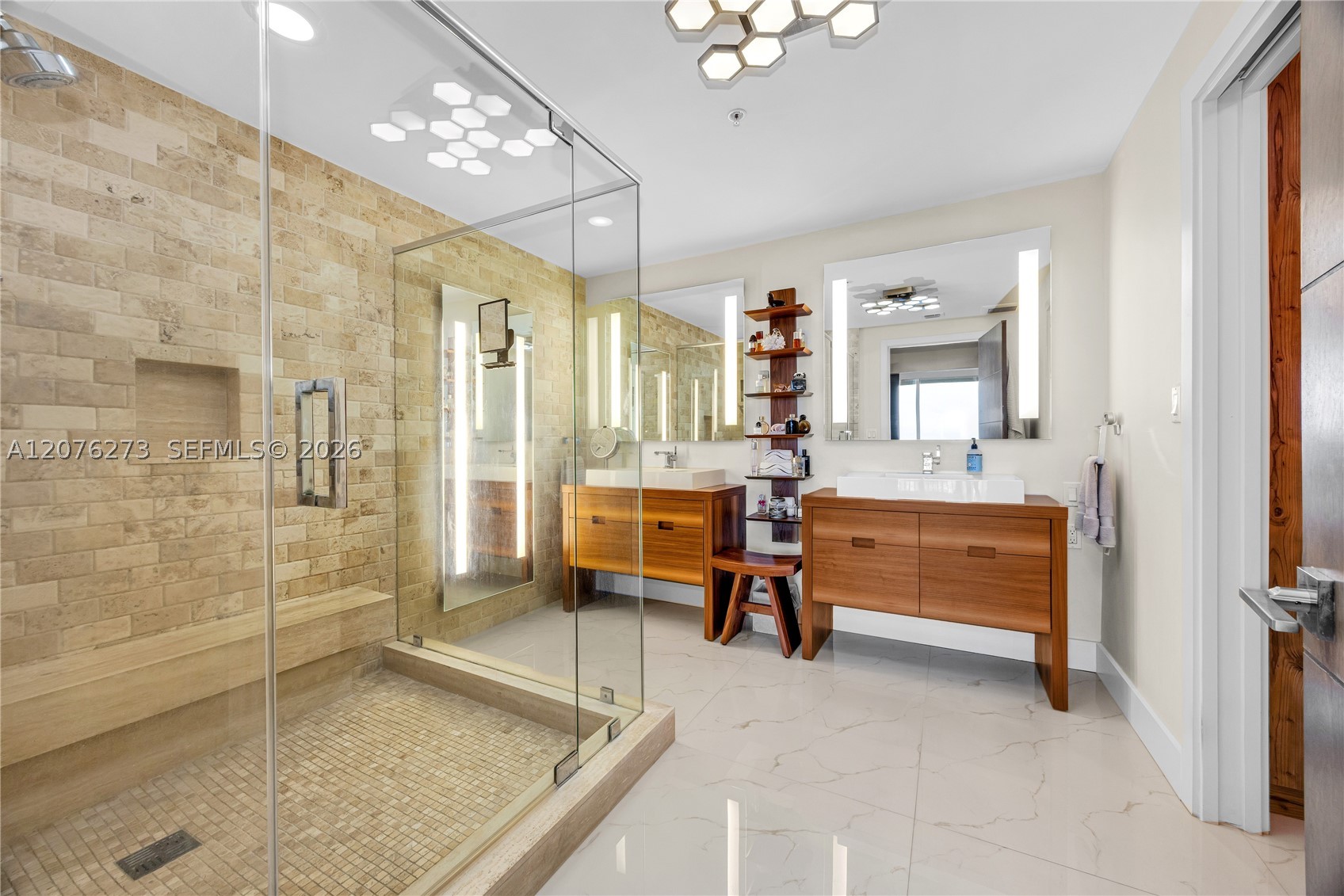 3400 SW 27th Ave #902 Miami, FL 33133
