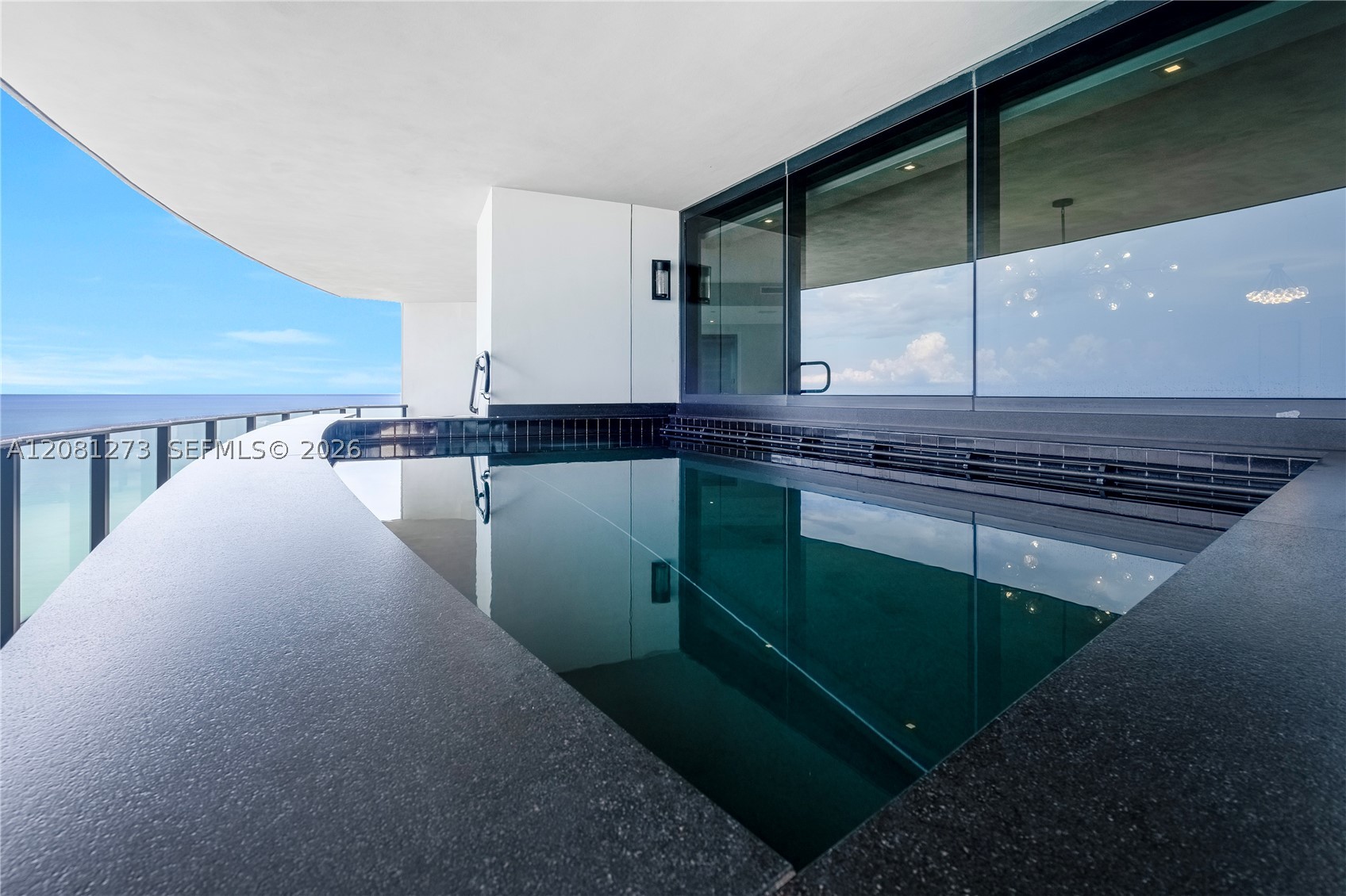18555 Collins Ave #1505 Sunny Isles Beach, FL 33160