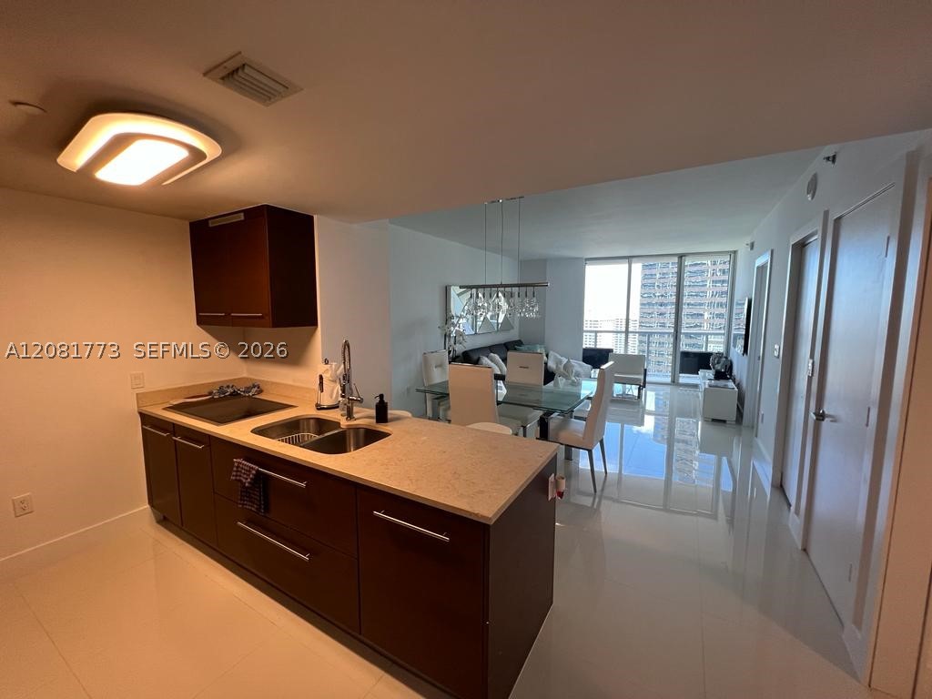 image Icon Brickell III (W Miami)17