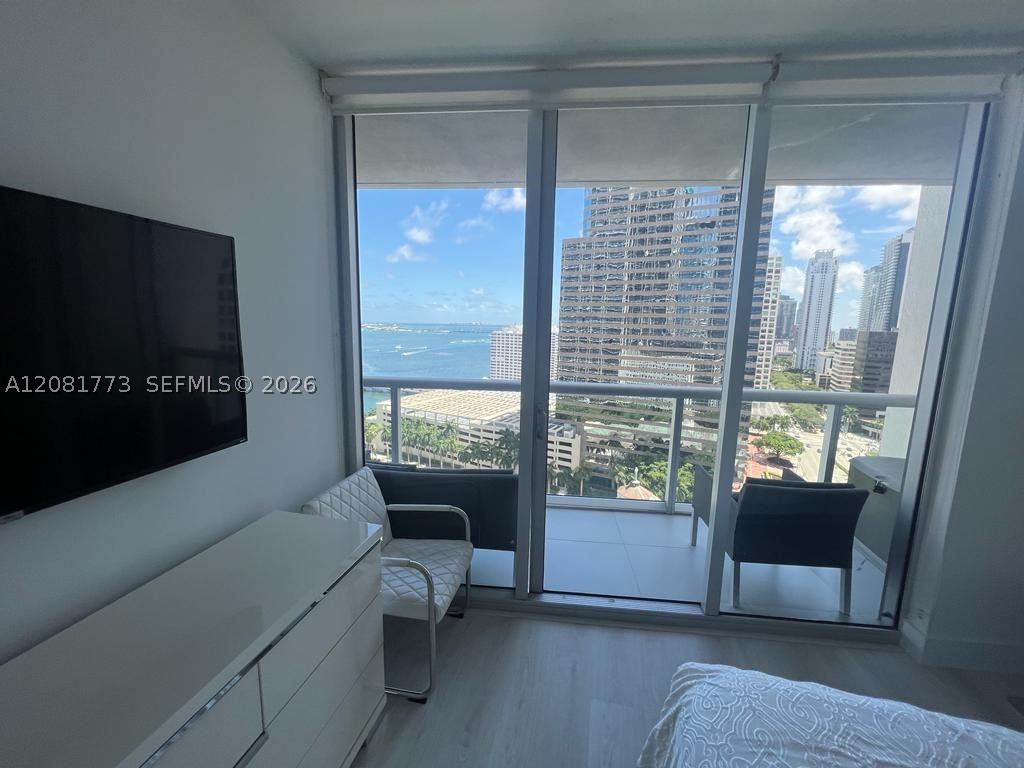 image Icon Brickell III (W Miami)3