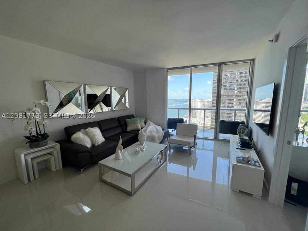 image Icon Brickell III (W Miami)5