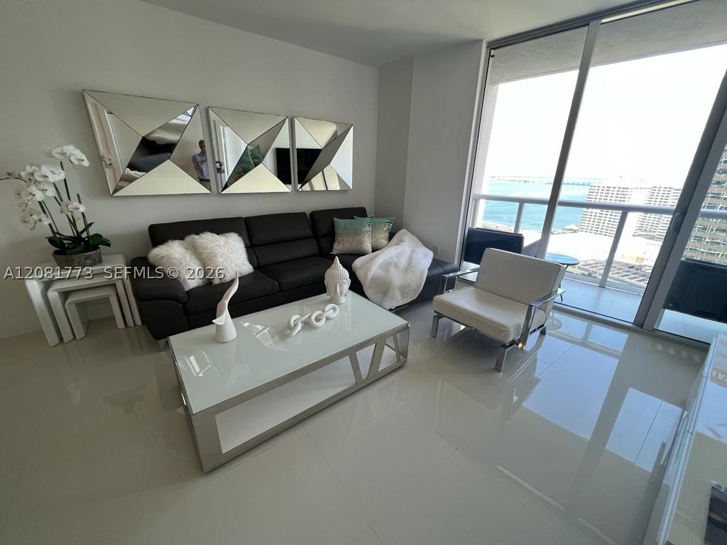 image Icon Brickell III (W Miami)6