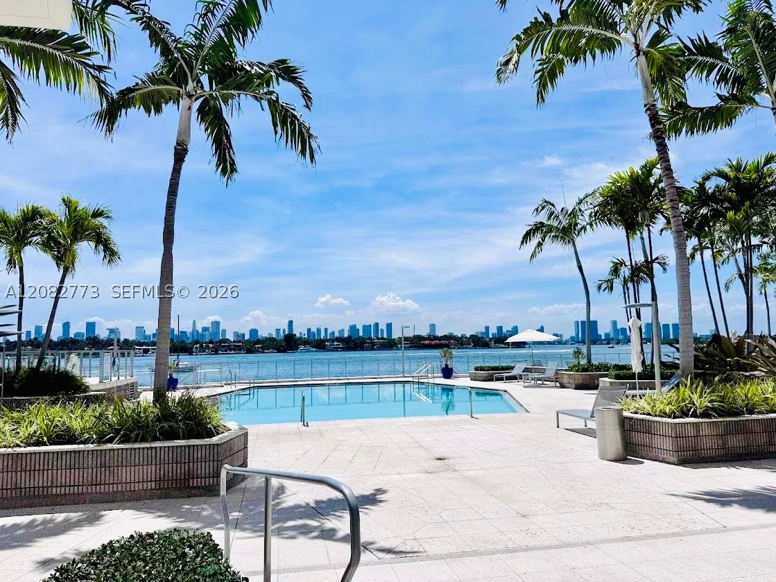 800 West Ave #505