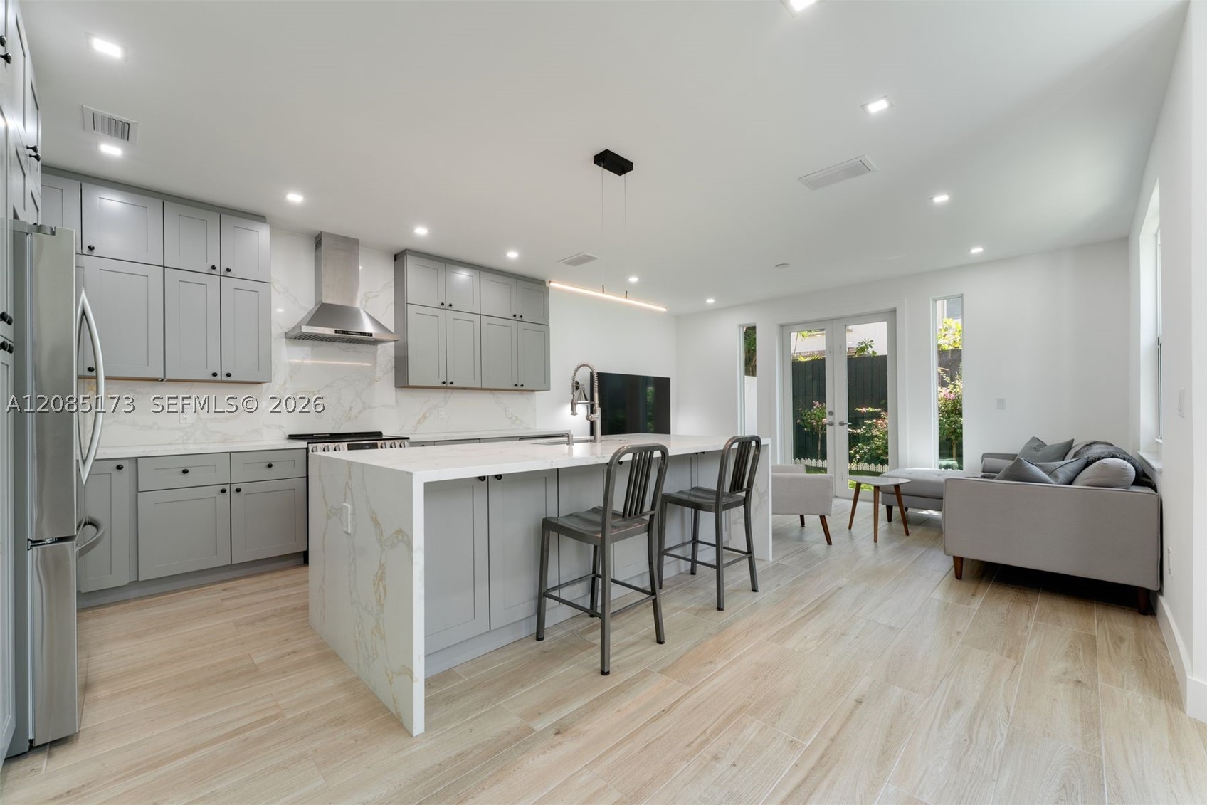 3125 Paola Dr Miami, FL 33133