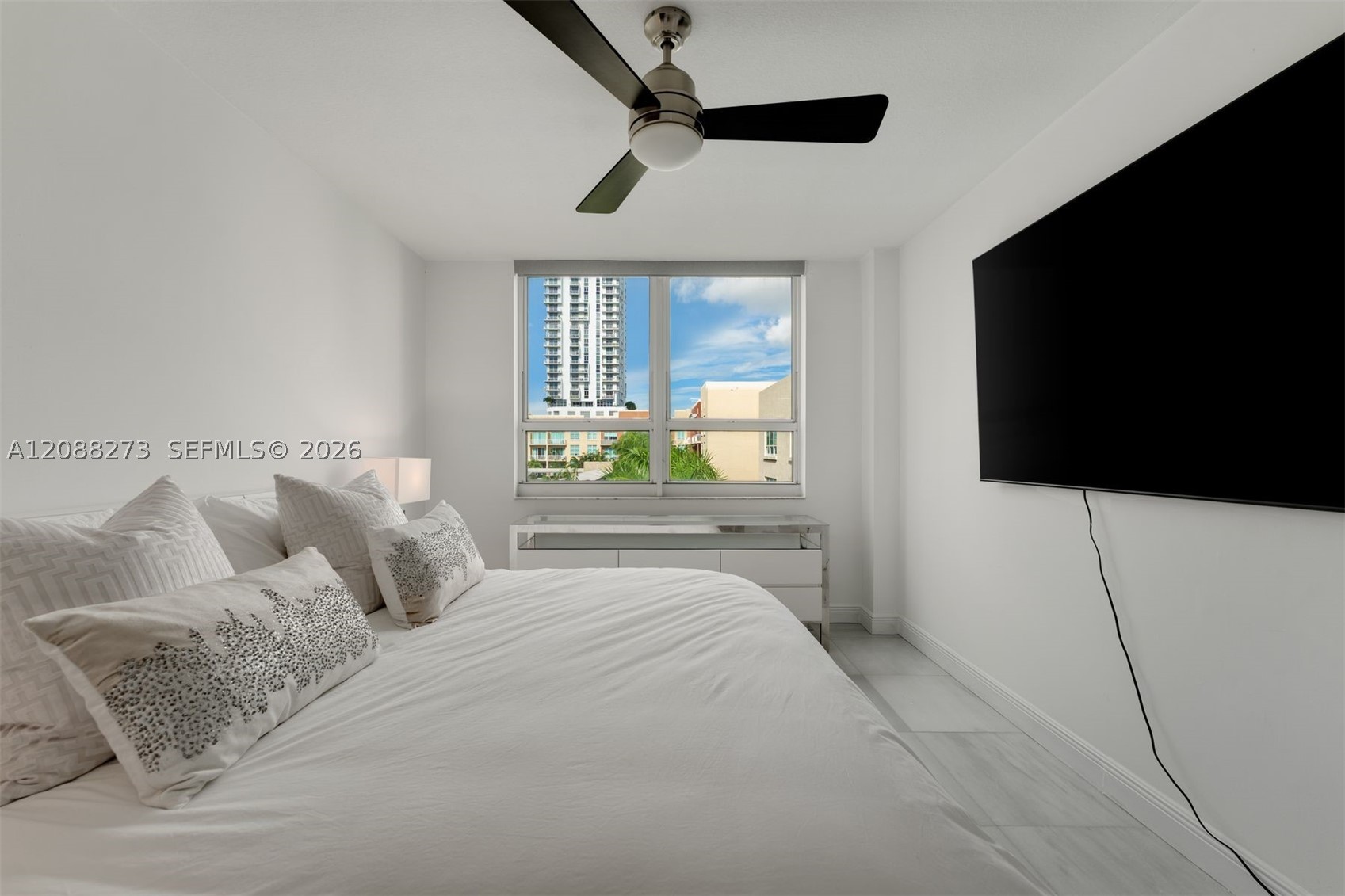 image Cite on the Bay East12