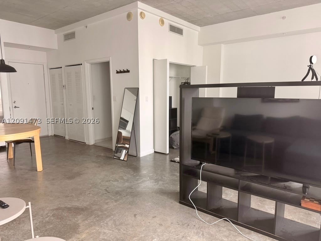 image The Loft 215