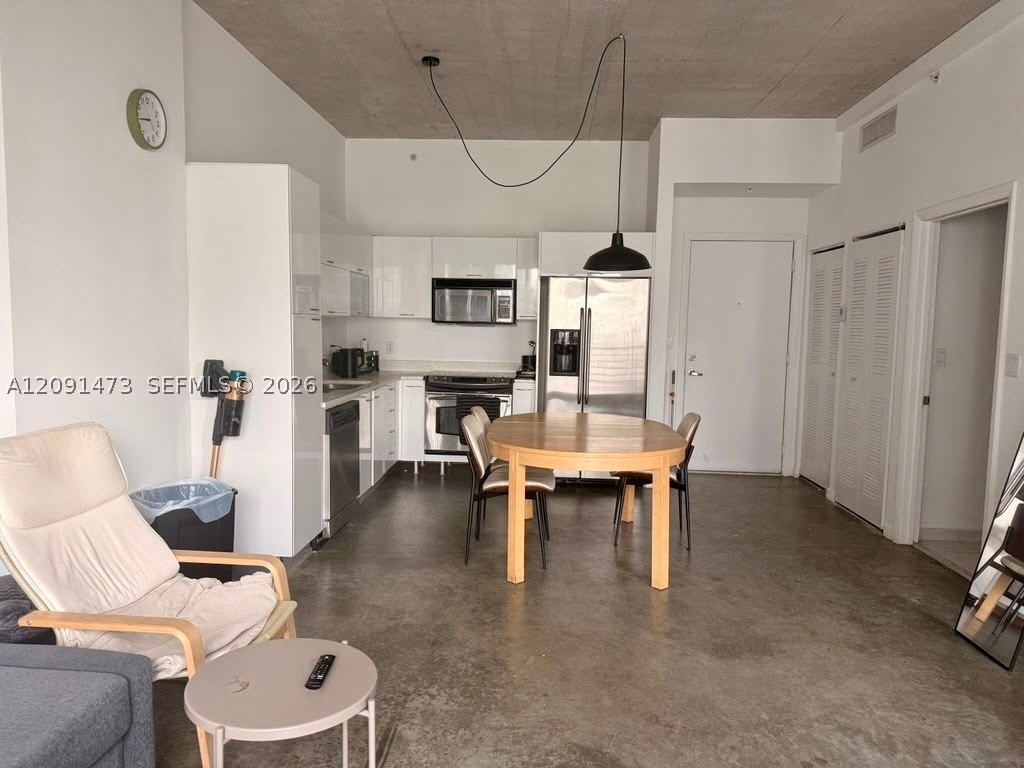 image The Loft 22