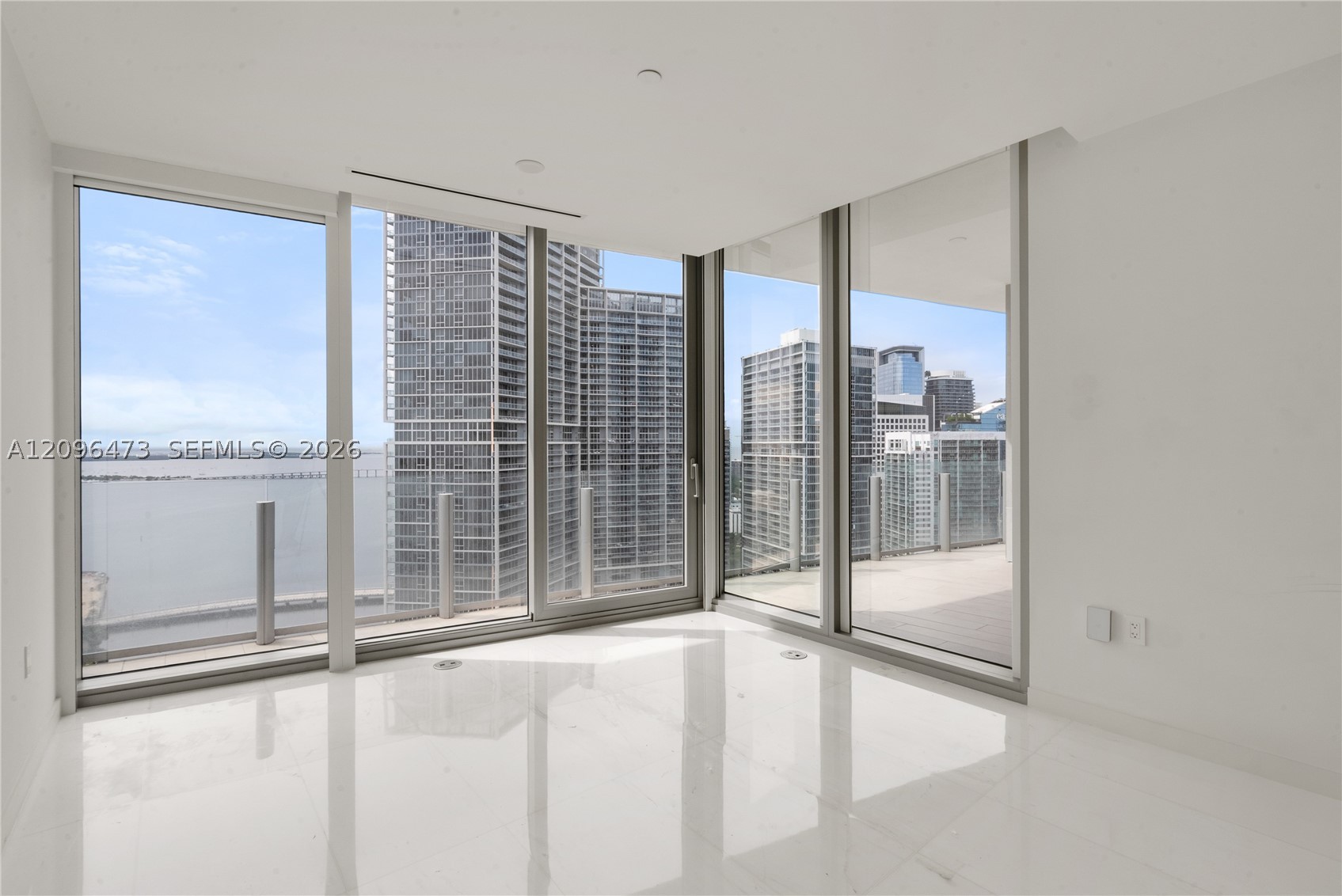image Aston Martin Residences20