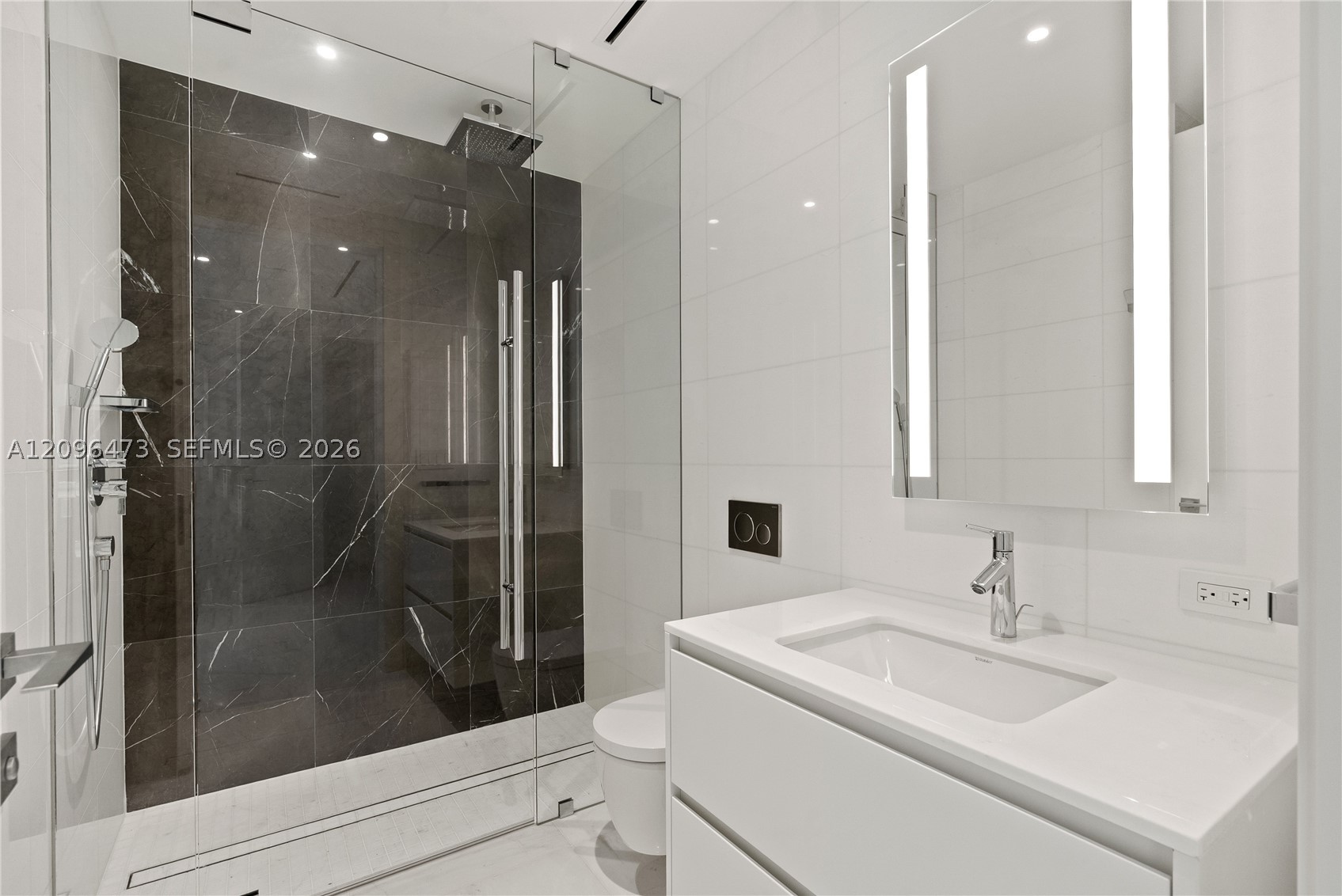 image Aston Martin Residences6